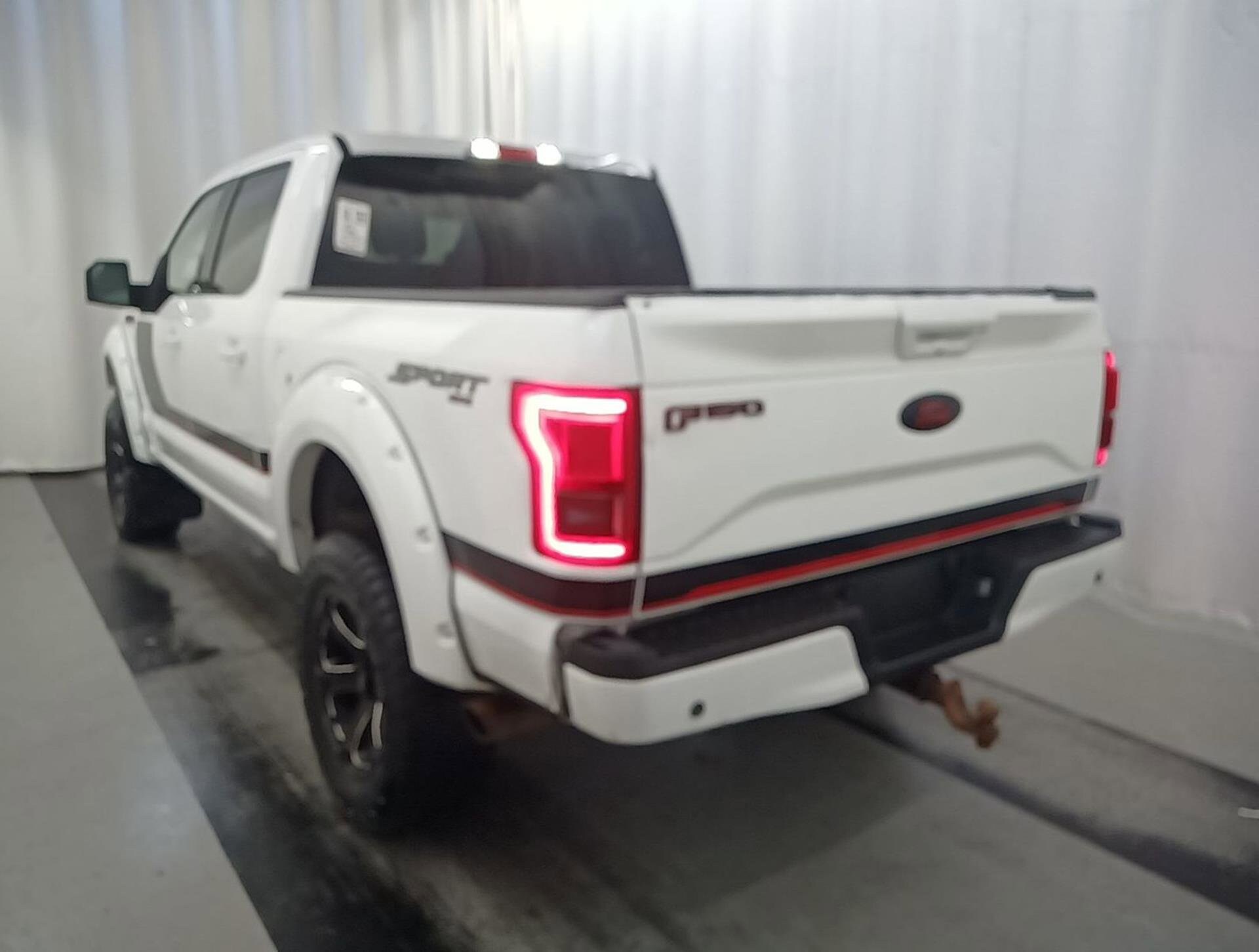 2017 Ford F-150 Lariat photo 4