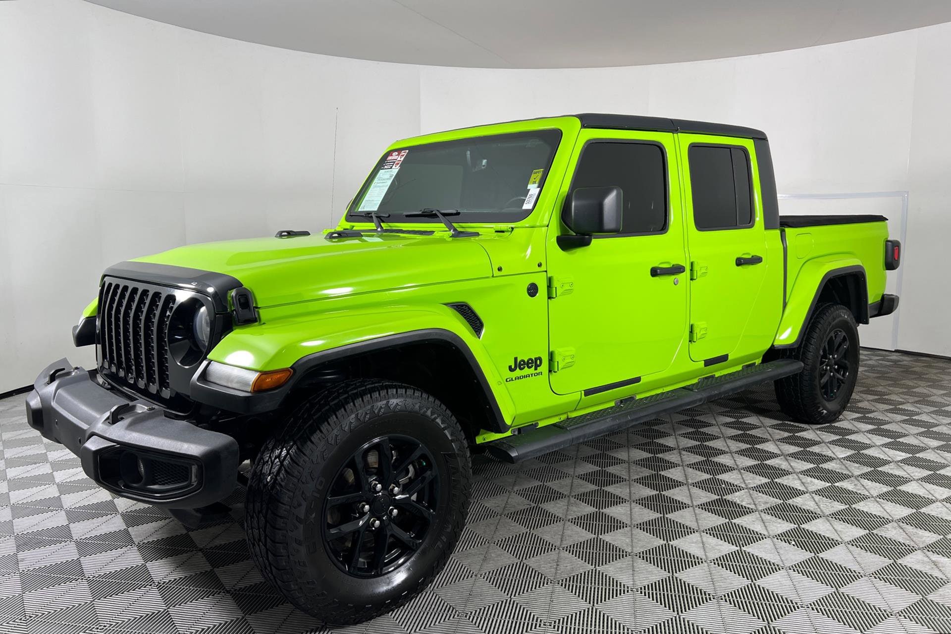 2021 Jeep Gladiator Black Appearance