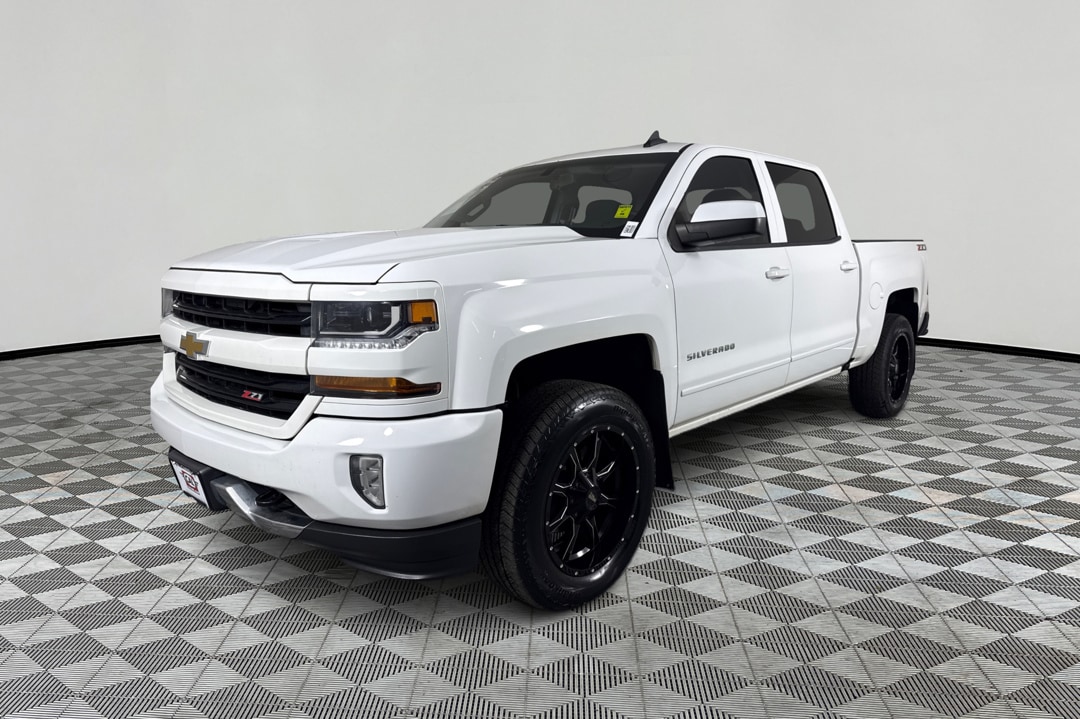 2018 Chevrolet Silverado 1500 LT Z71 4X4 Crew Cab Short Box's photo
