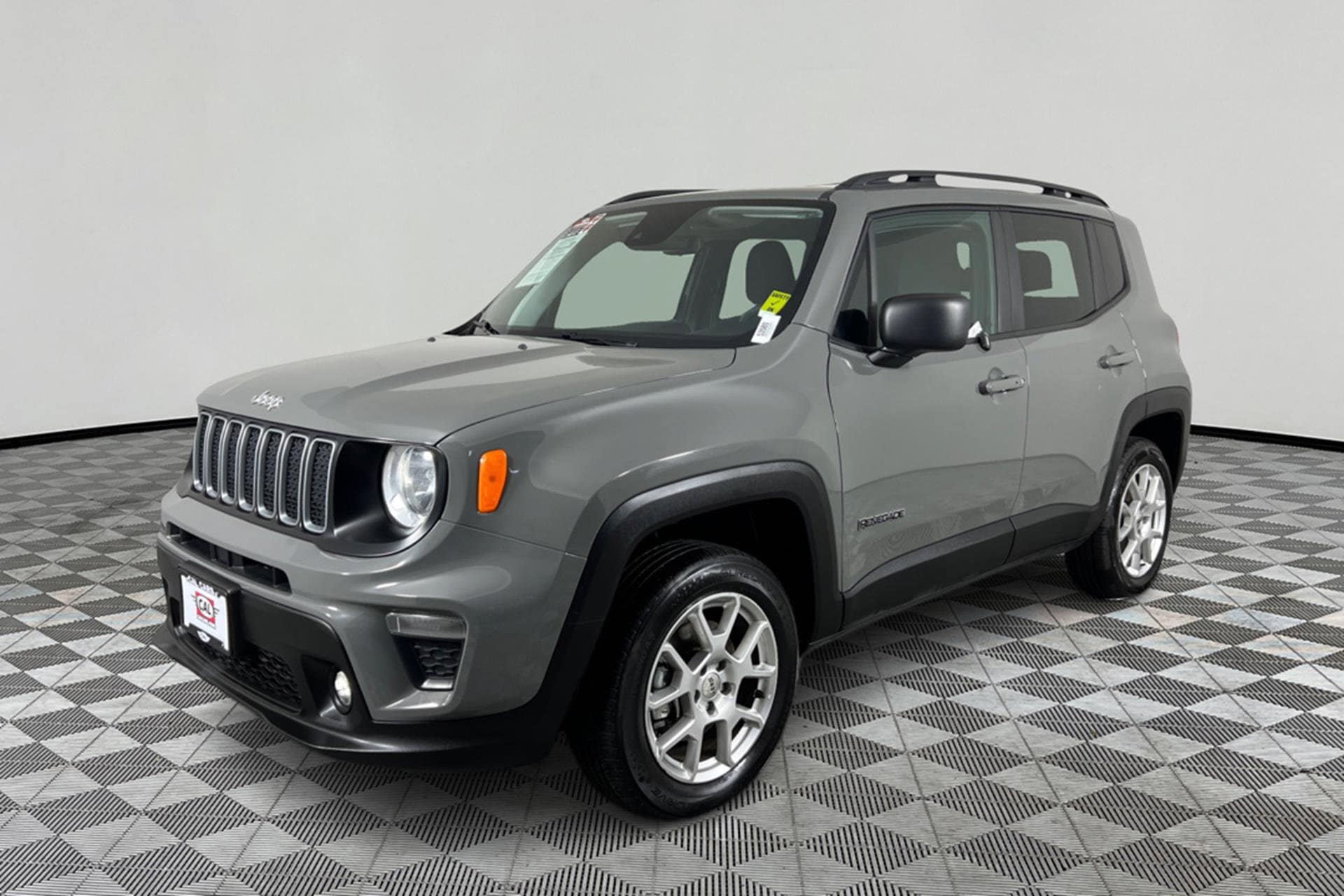 2022 Jeep Renegade Latitude's photo