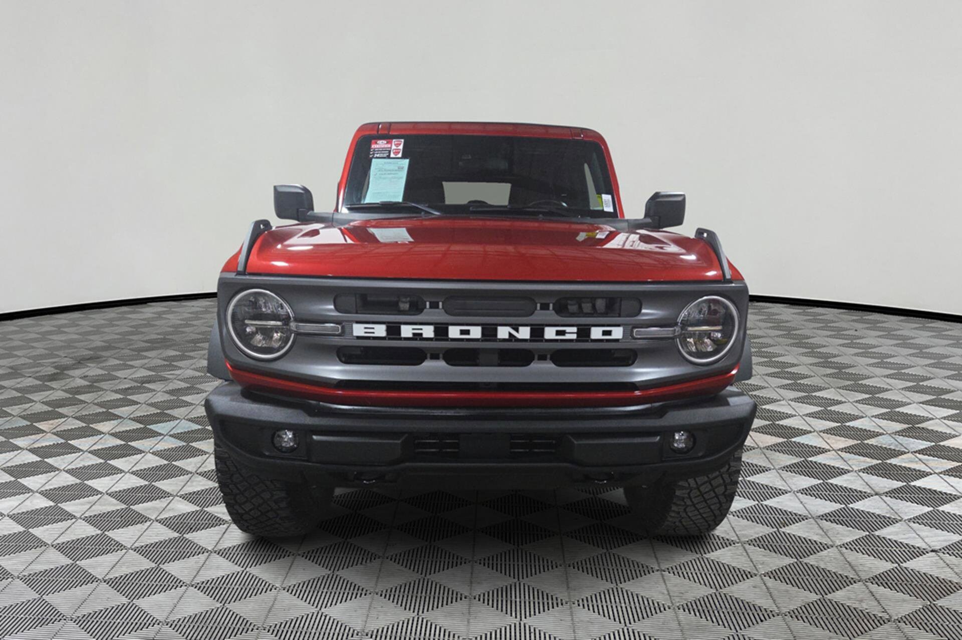 2022 Ford Bronco Big Bend photo 2