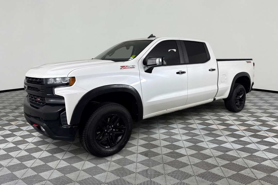 2019 Chevrolet Silverado 1500 LT Trail Boss 4X4 Crew Cab Short Box's photo
