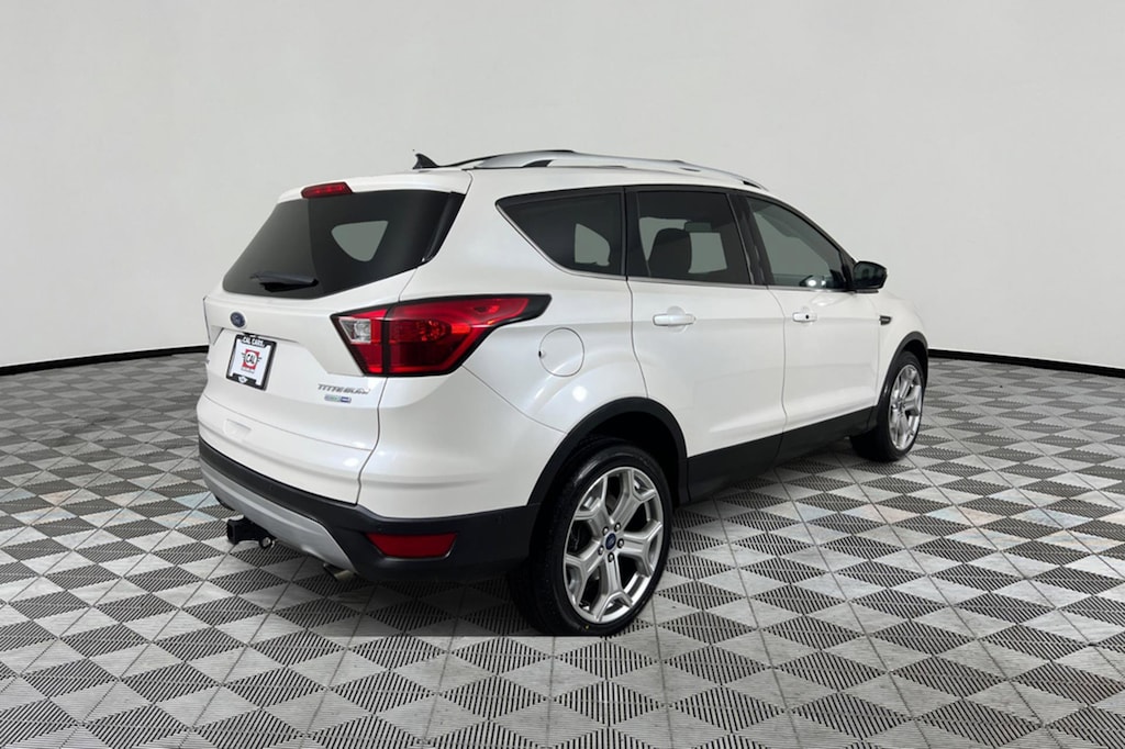 Used 2019 Ford Escape Titanium SUV