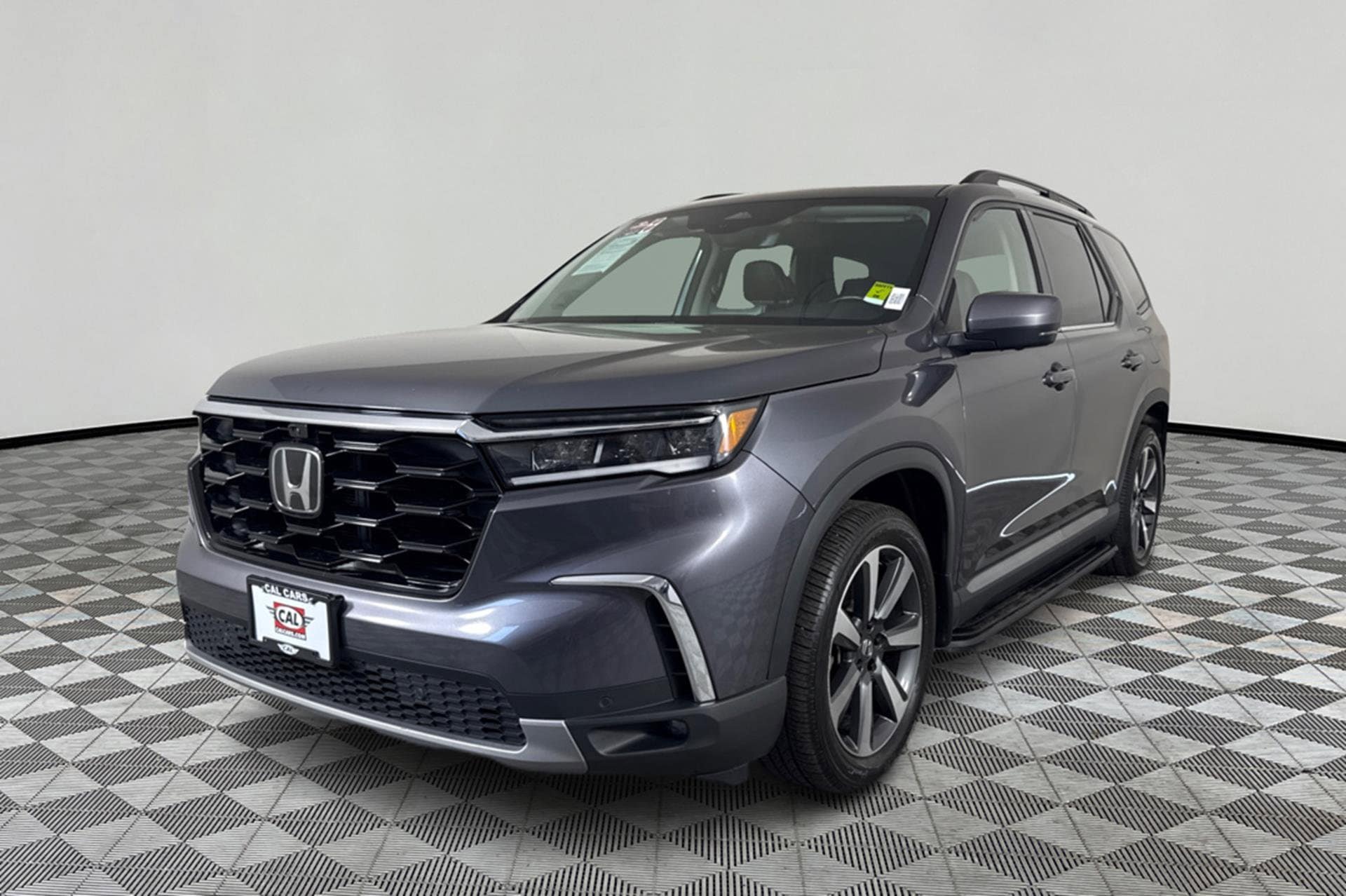 2023 Honda Pilot Elite's photo