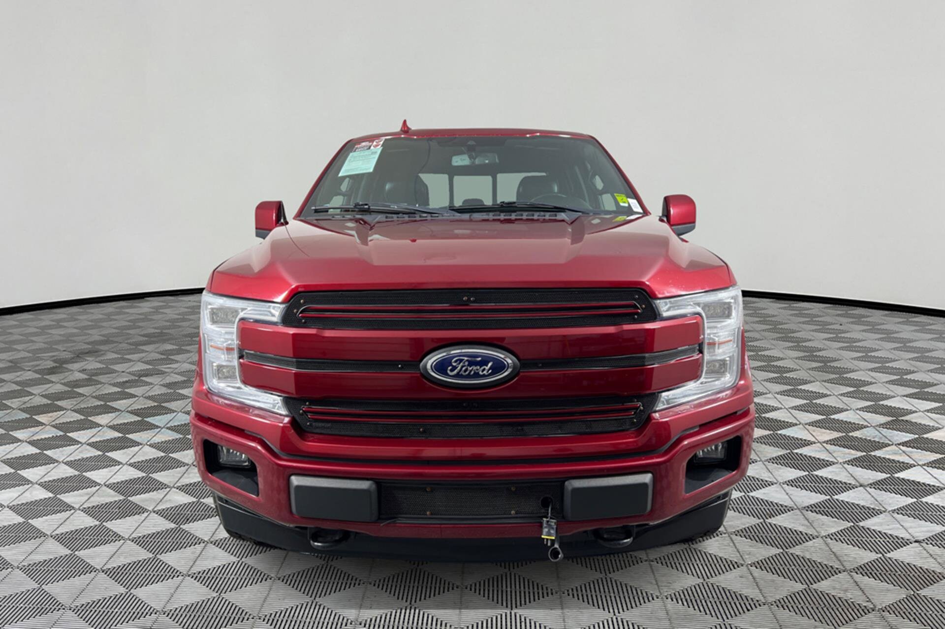 2018 Ford F-150 Lariat photo 2