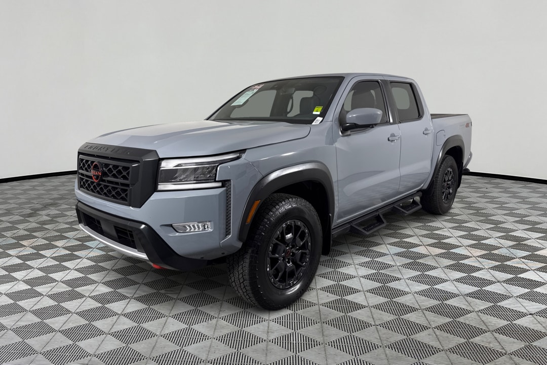 2024 Nissan Frontier PRO-4X Crew Cab 4X4's photo