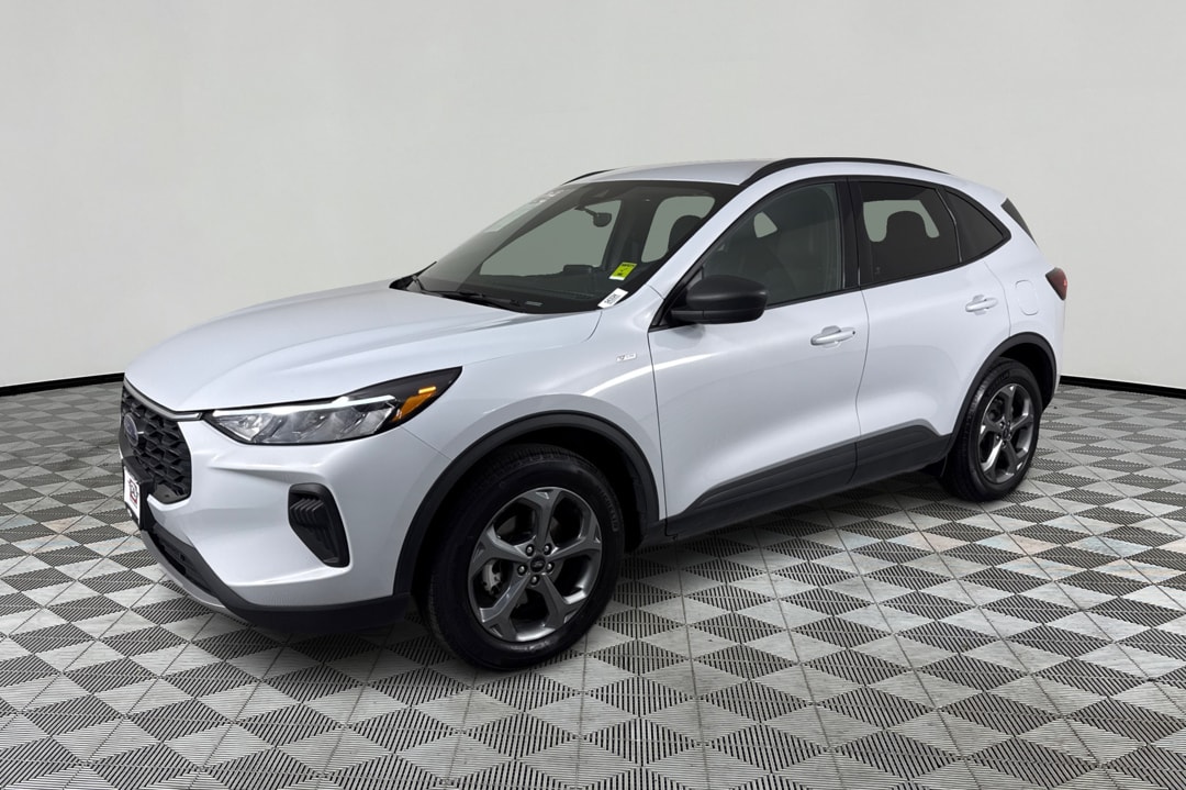 2025 Ford Escape ST-Line AWD's photo