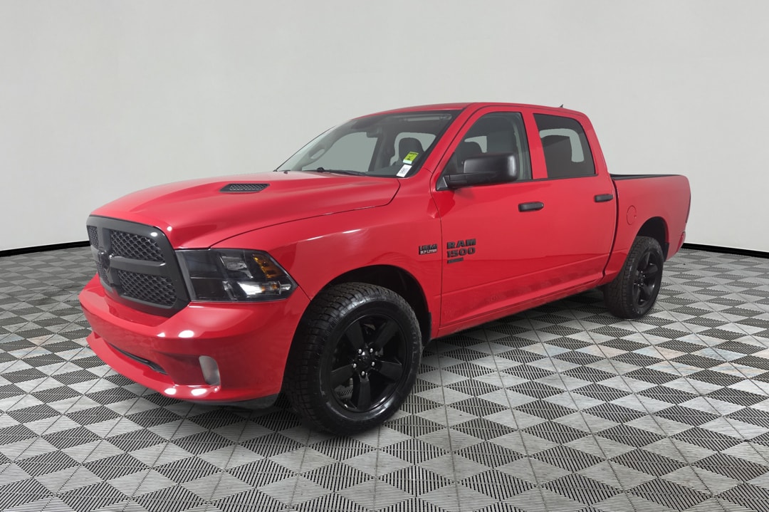 2020 RAM 1500 Classic Express Crew Cab 4x4 5'7's photo