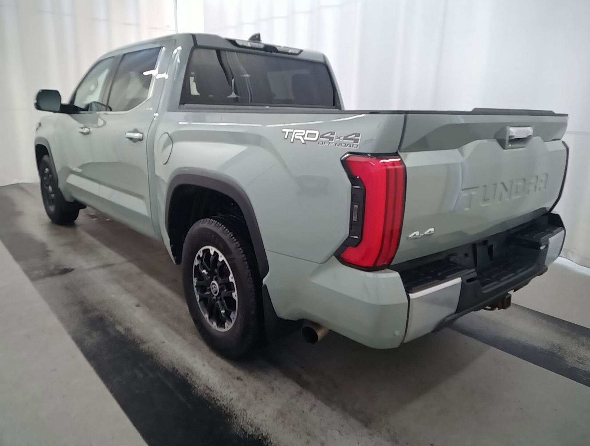 2022 Toyota Tundra Limited photo 2