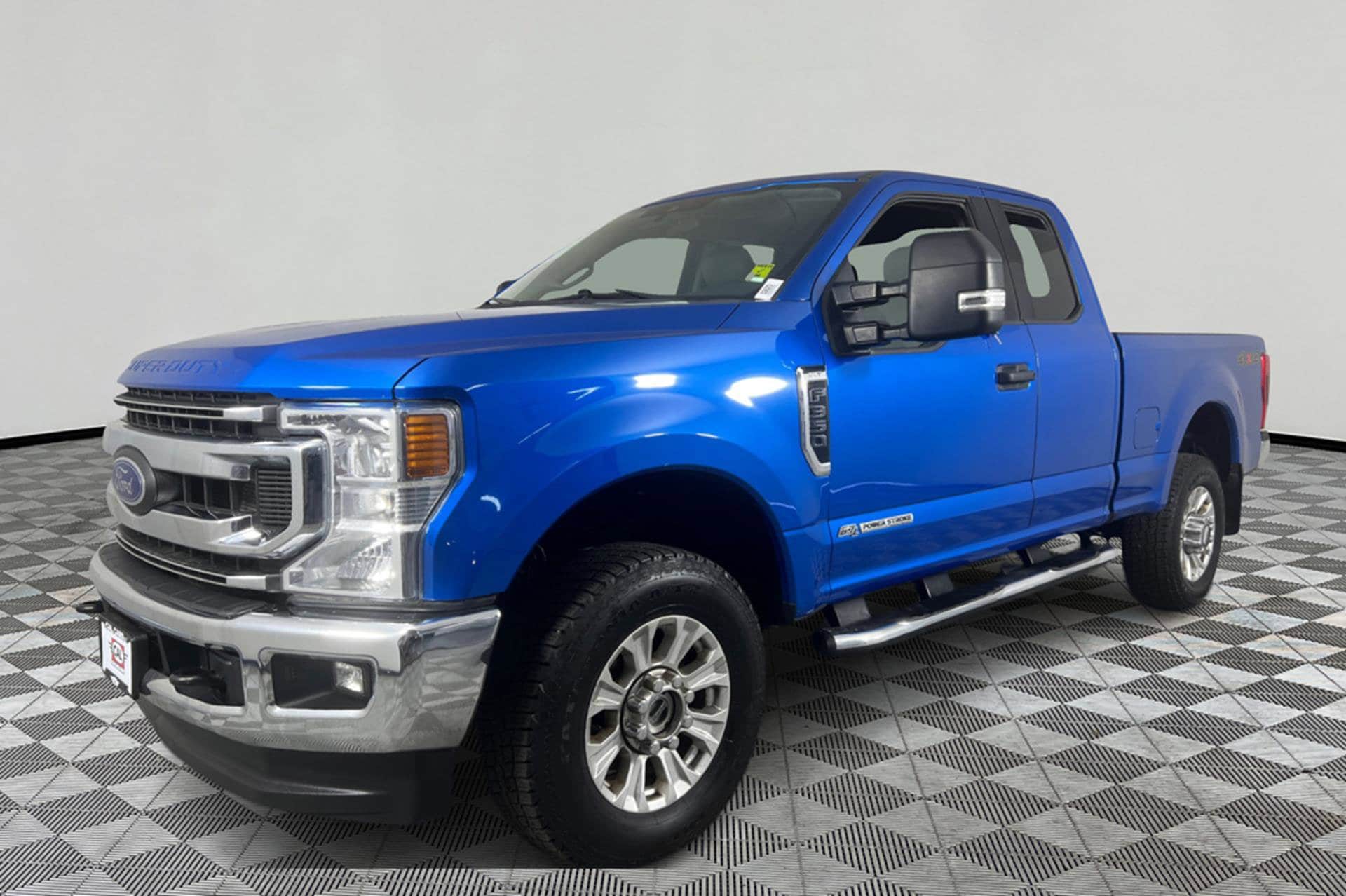 2021 Ford F-350 Super Duty XLT's photo