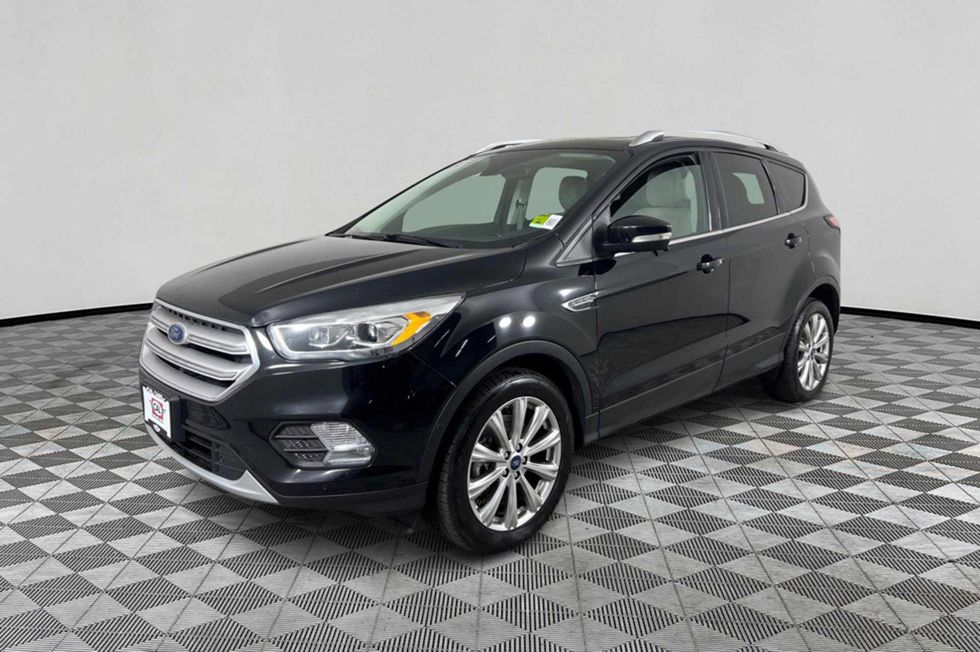 2018 Ford Escape Titanium's photo