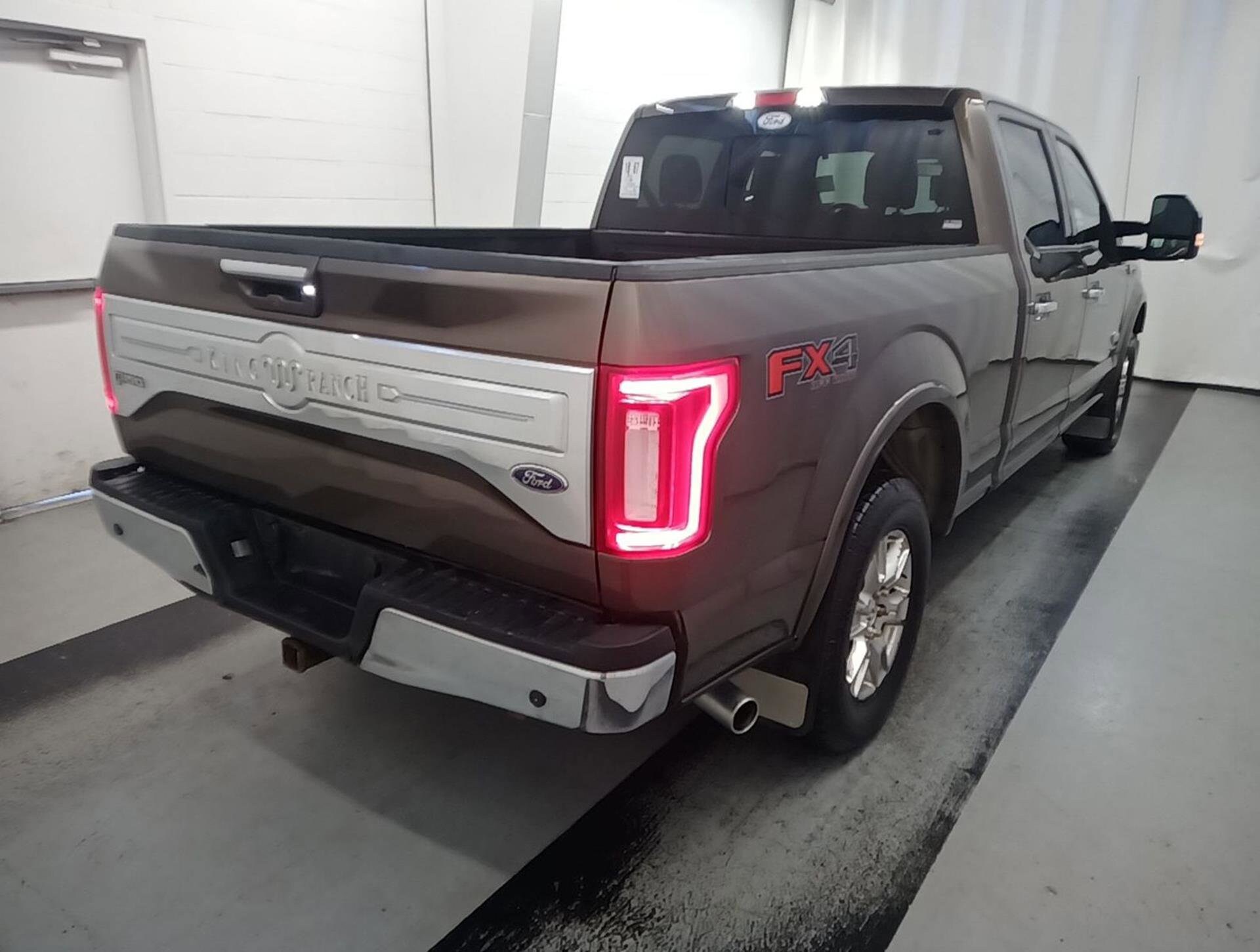 2015 Ford F-150 King Ranch photo 2