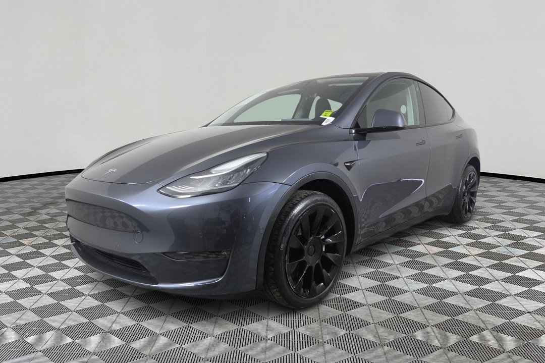 2022 Tesla Model Y Long Range Dual Motor All-Wheel Drive's photo