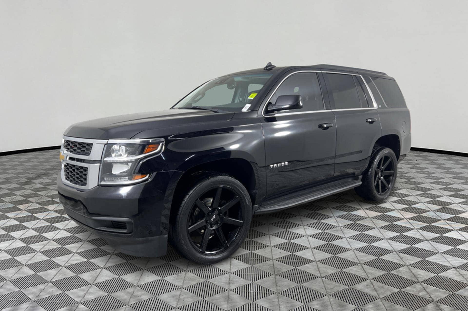 2020 Chevrolet Tahoe LT's photo