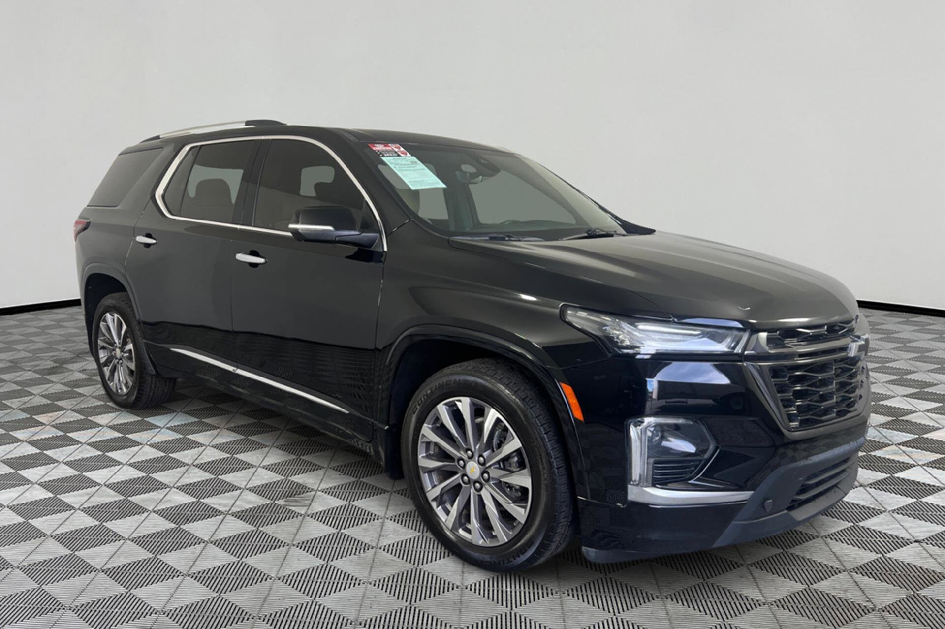 2022 Chevrolet Traverse Premier photo 3