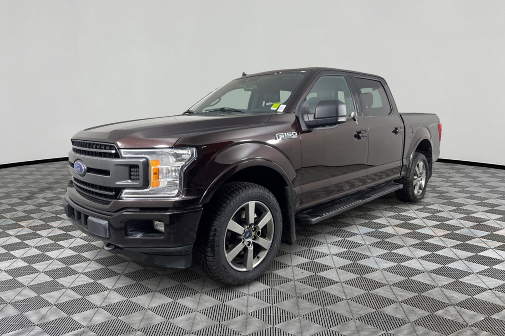 2019 Ford F-150 XLT's photo