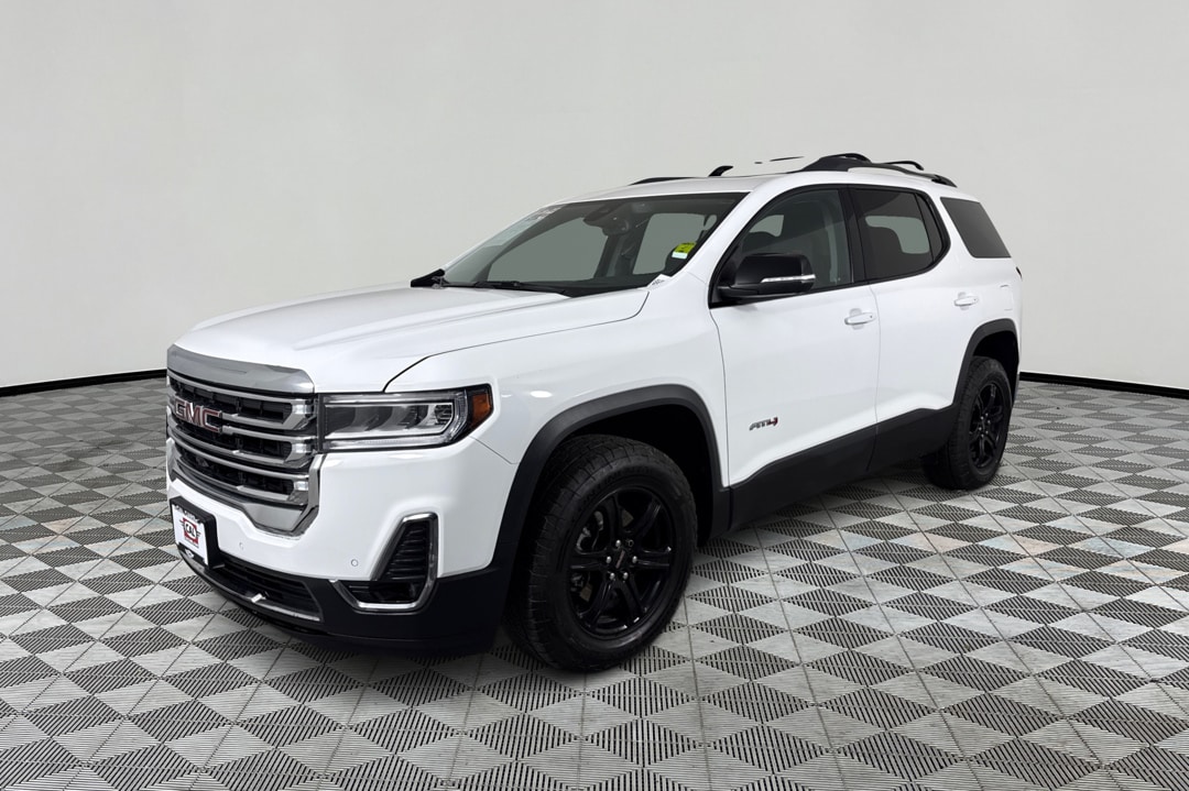2022 GMC Acadia AT4 AWD's photo