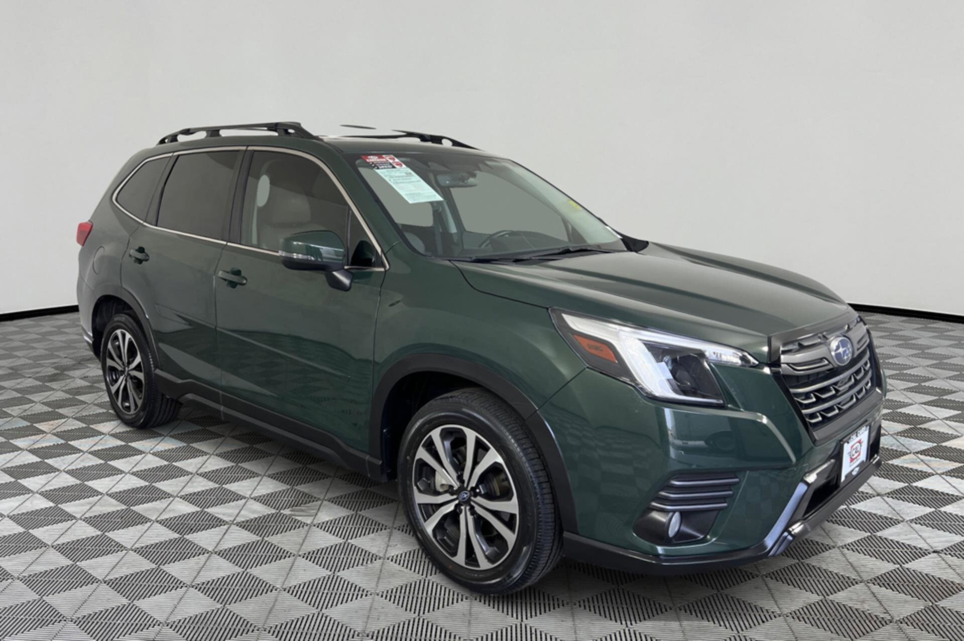 2022 Subaru Forester Limited photo 3