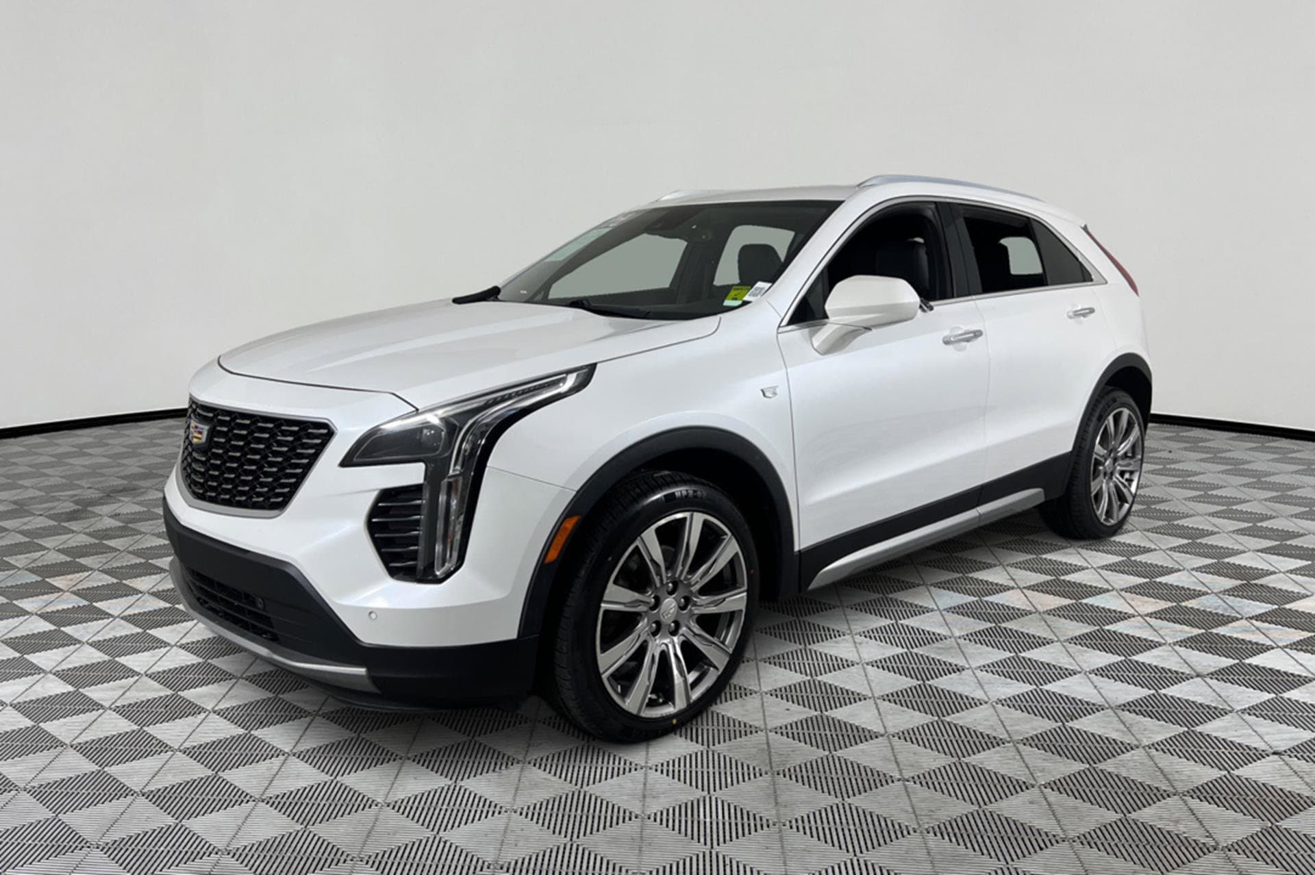 2019 Cadillac XT4 Premium Luxury's photo
