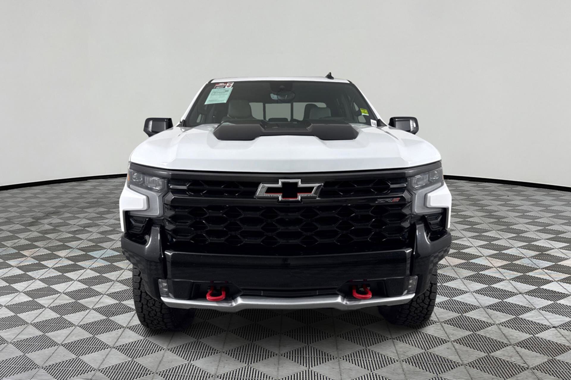 2023 Chevrolet Silverado 1500 ZR2 photo 2