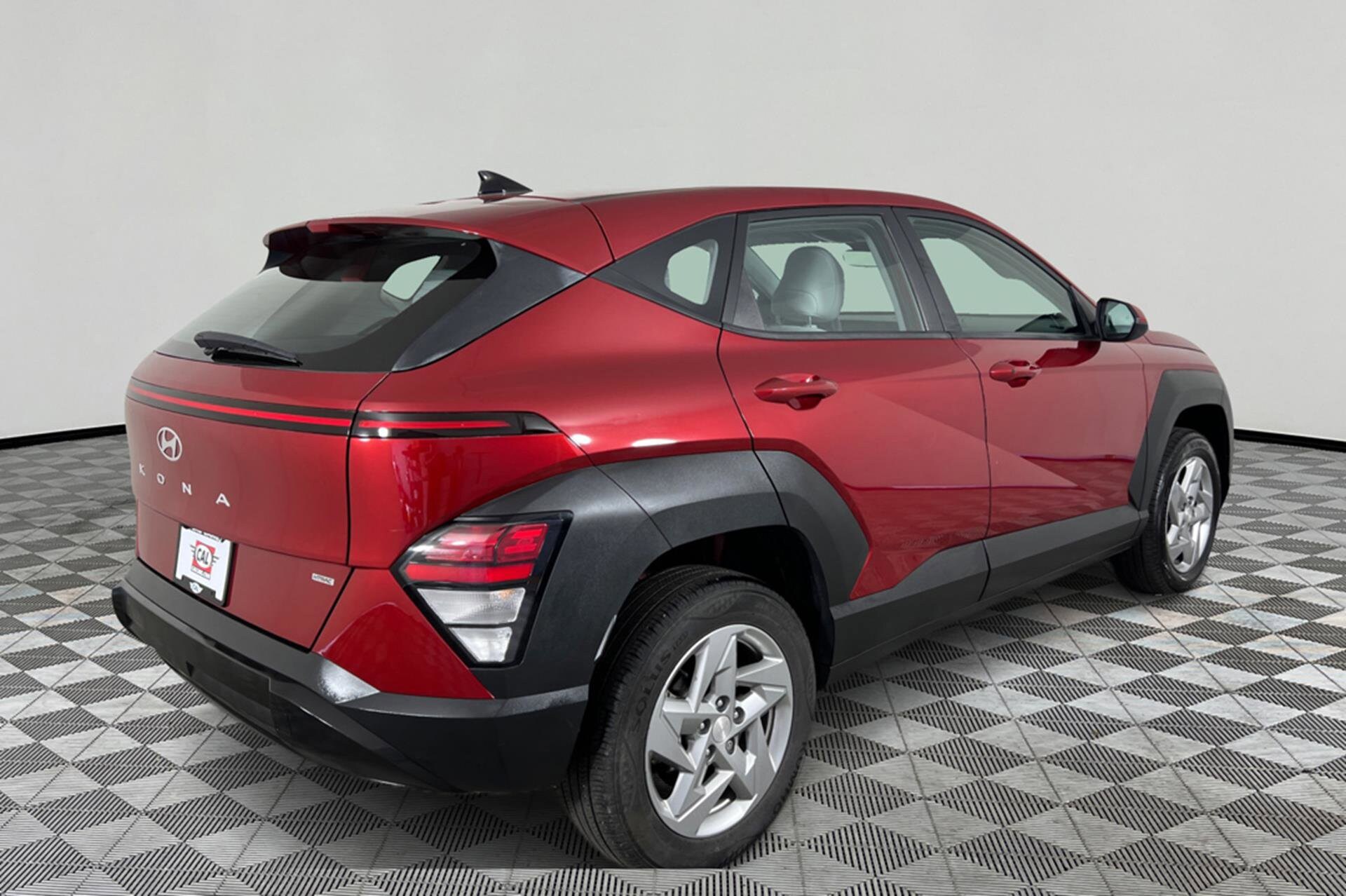 2024 Hyundai Kona SE photo 4