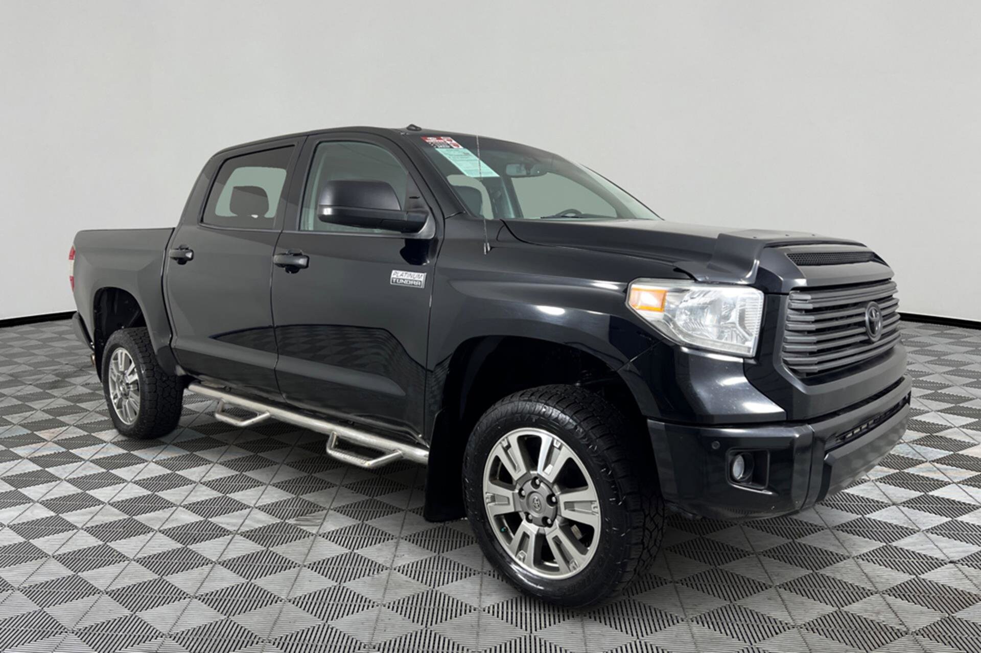 2014 Toyota Tundra Platinum photo 3