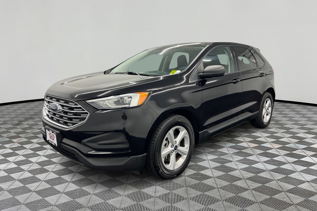 2022 Ford Edge SE AWD's photo