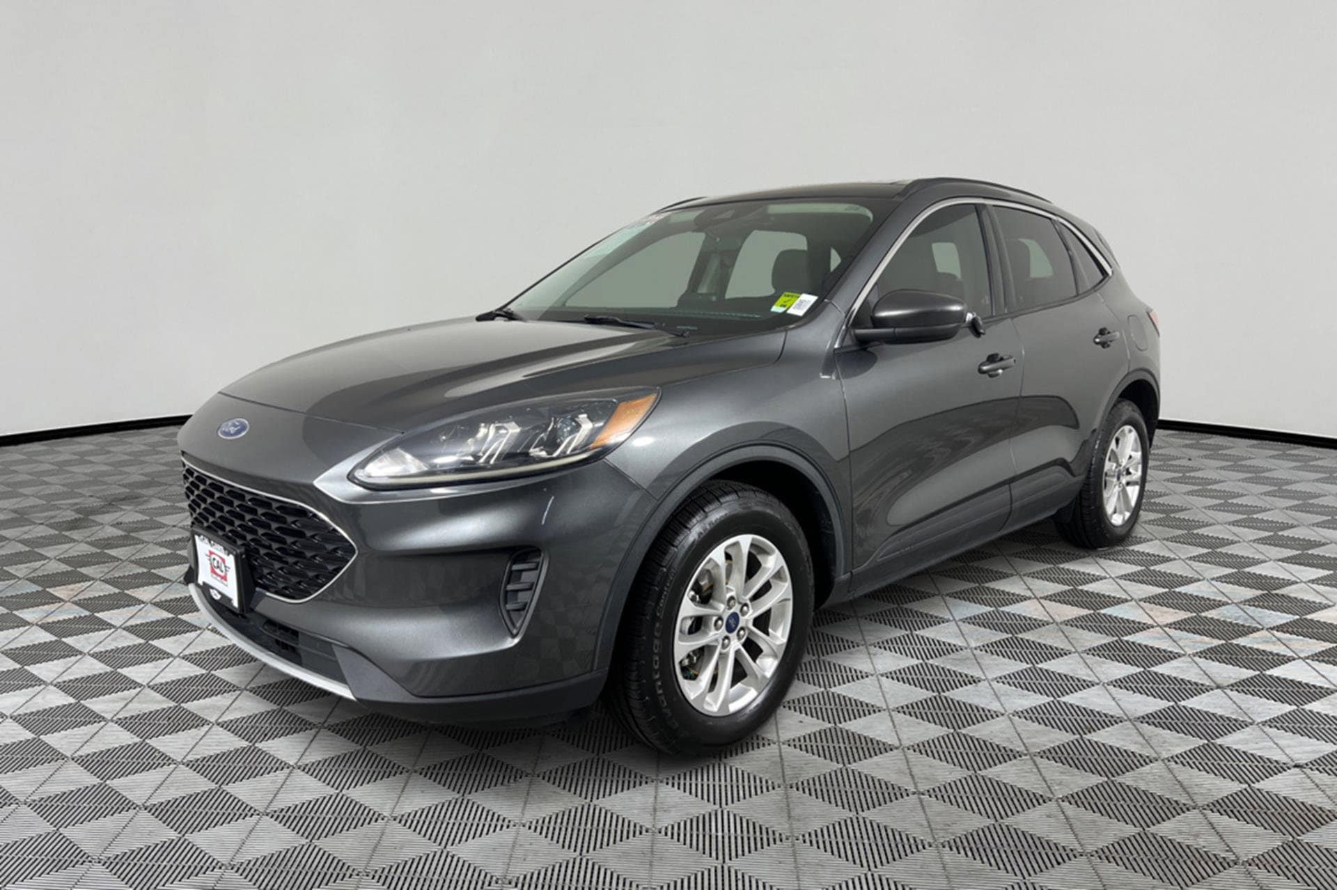 2020 Ford Escape SE's photo