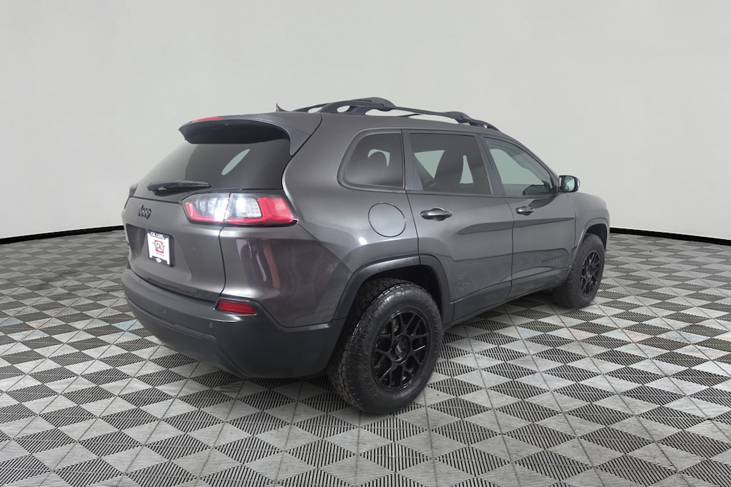 Used 2020 Jeep Cherokee Latitude Plus SUV