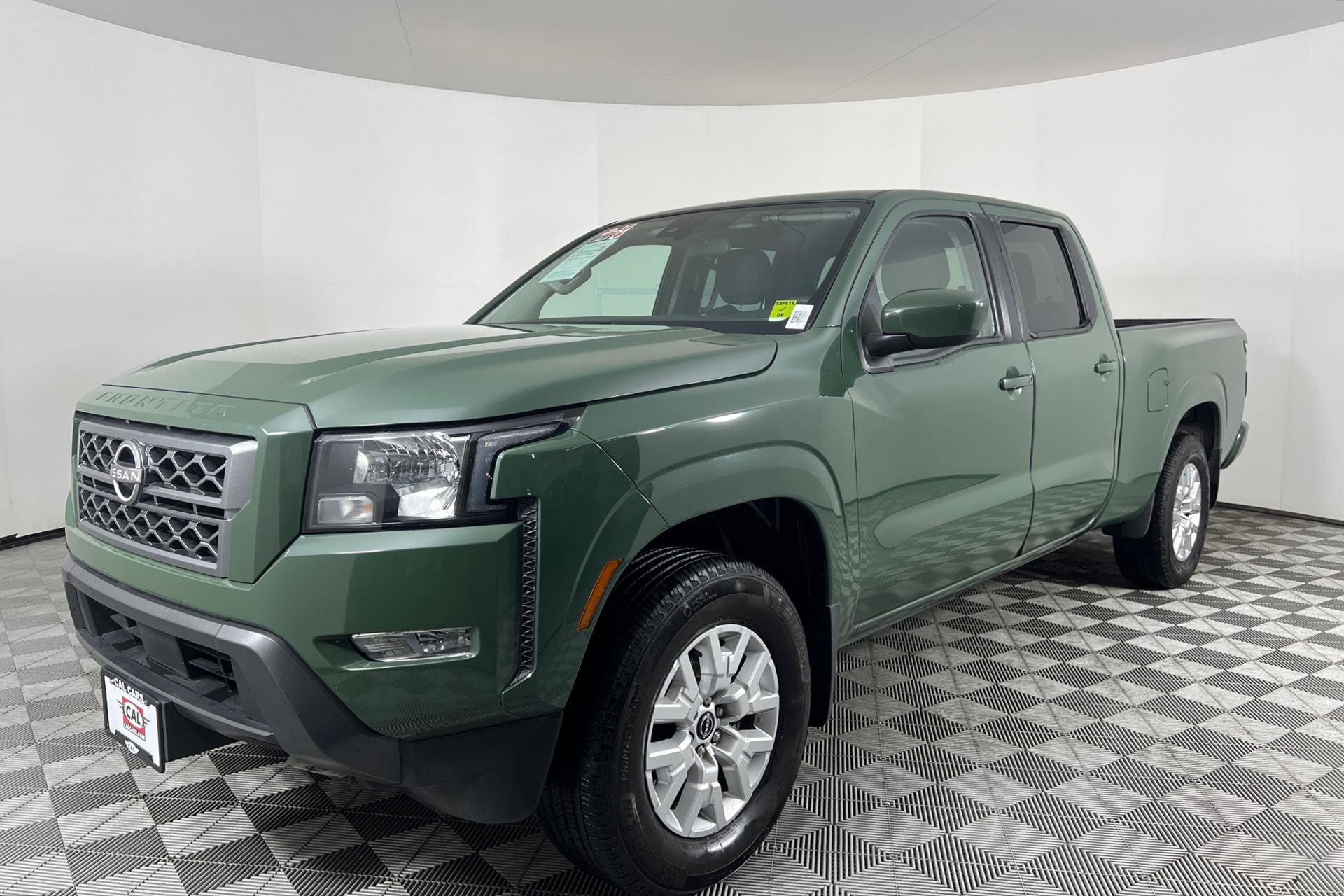 2024 Nissan Frontier SV's photo