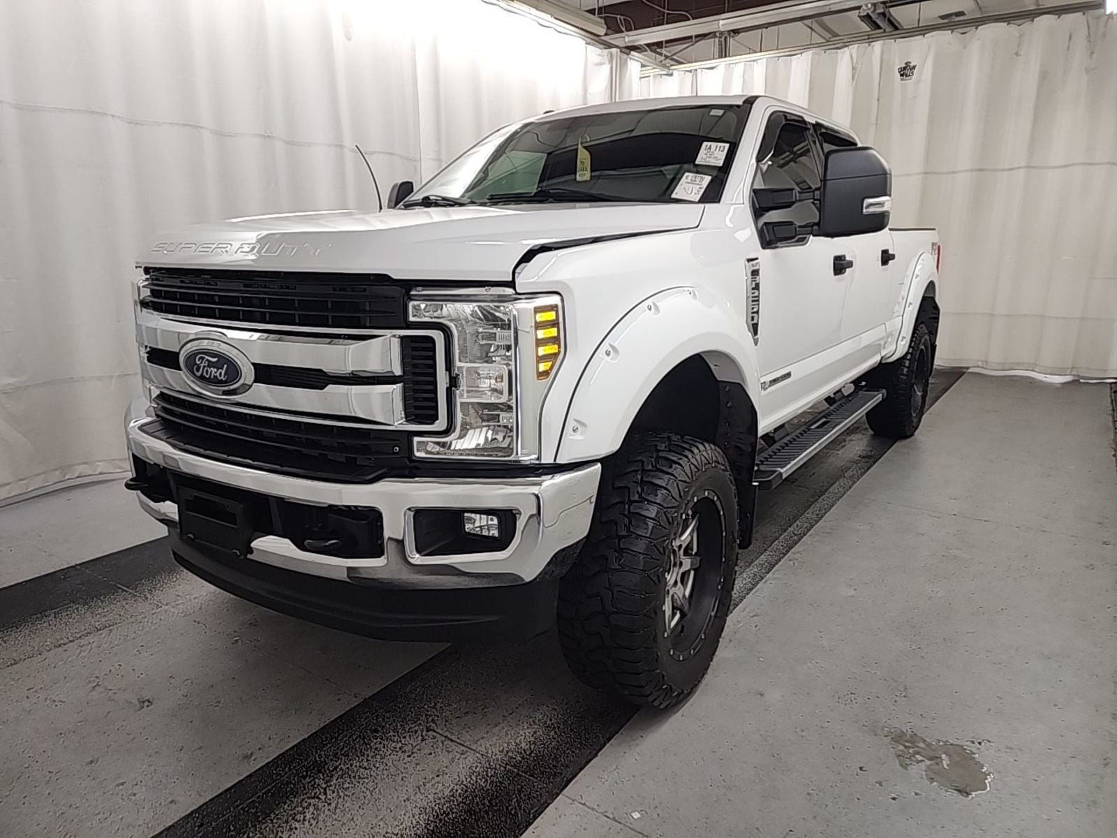 2019 Ford F-250 XLT 4x4 Crew Cab 6-3/4' Box's photo