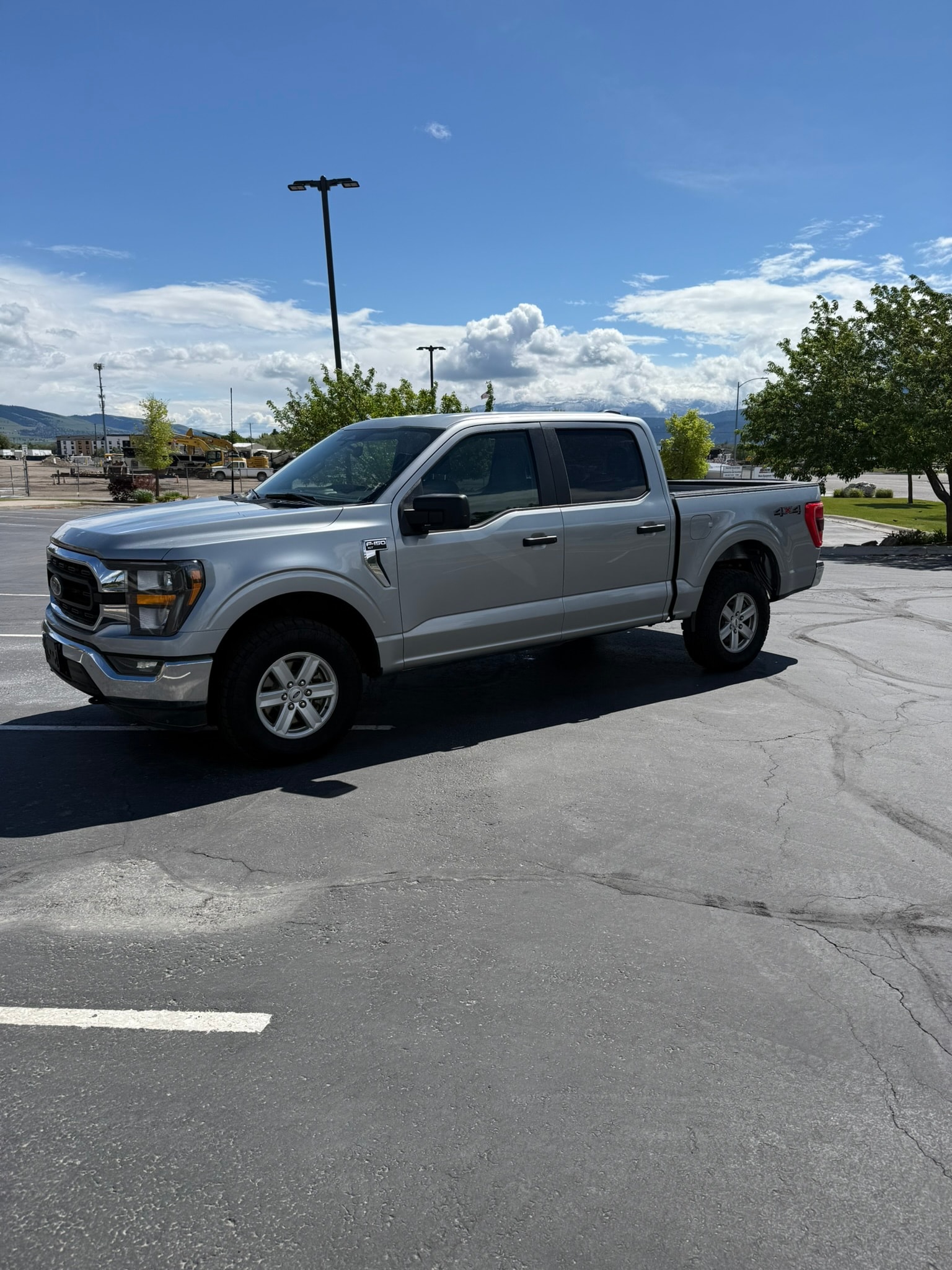 2023 Ford F-150 XLT 4x4 SuperCrew 145 in's photo