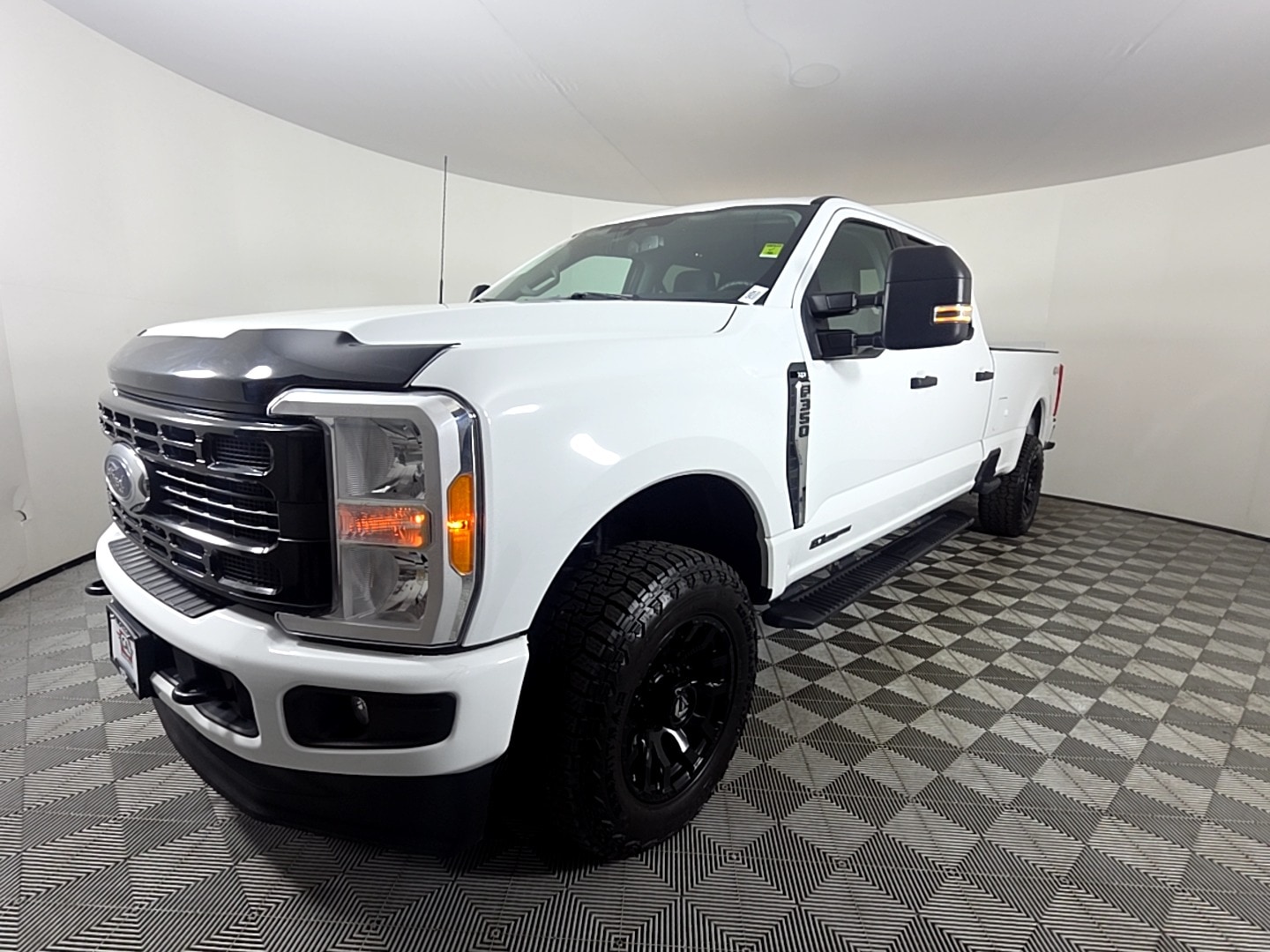 2023 Ford F-350 Super Duty XLT