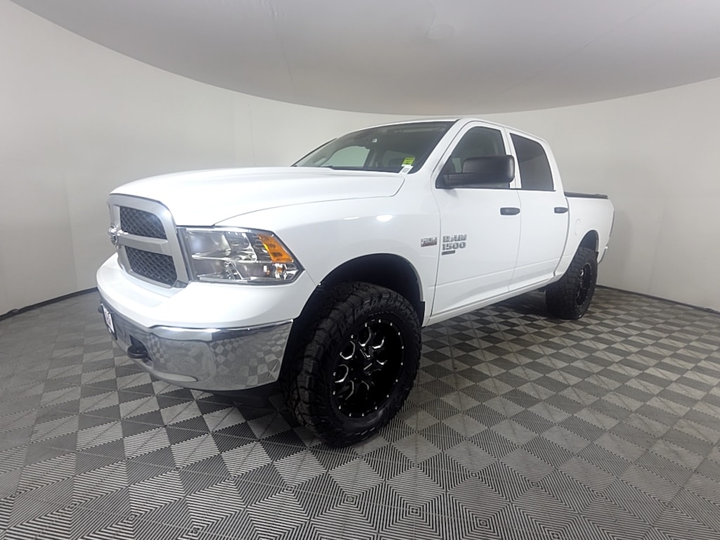 Used 2022 Ram 1500 Classic SLT Truck Crew Cab