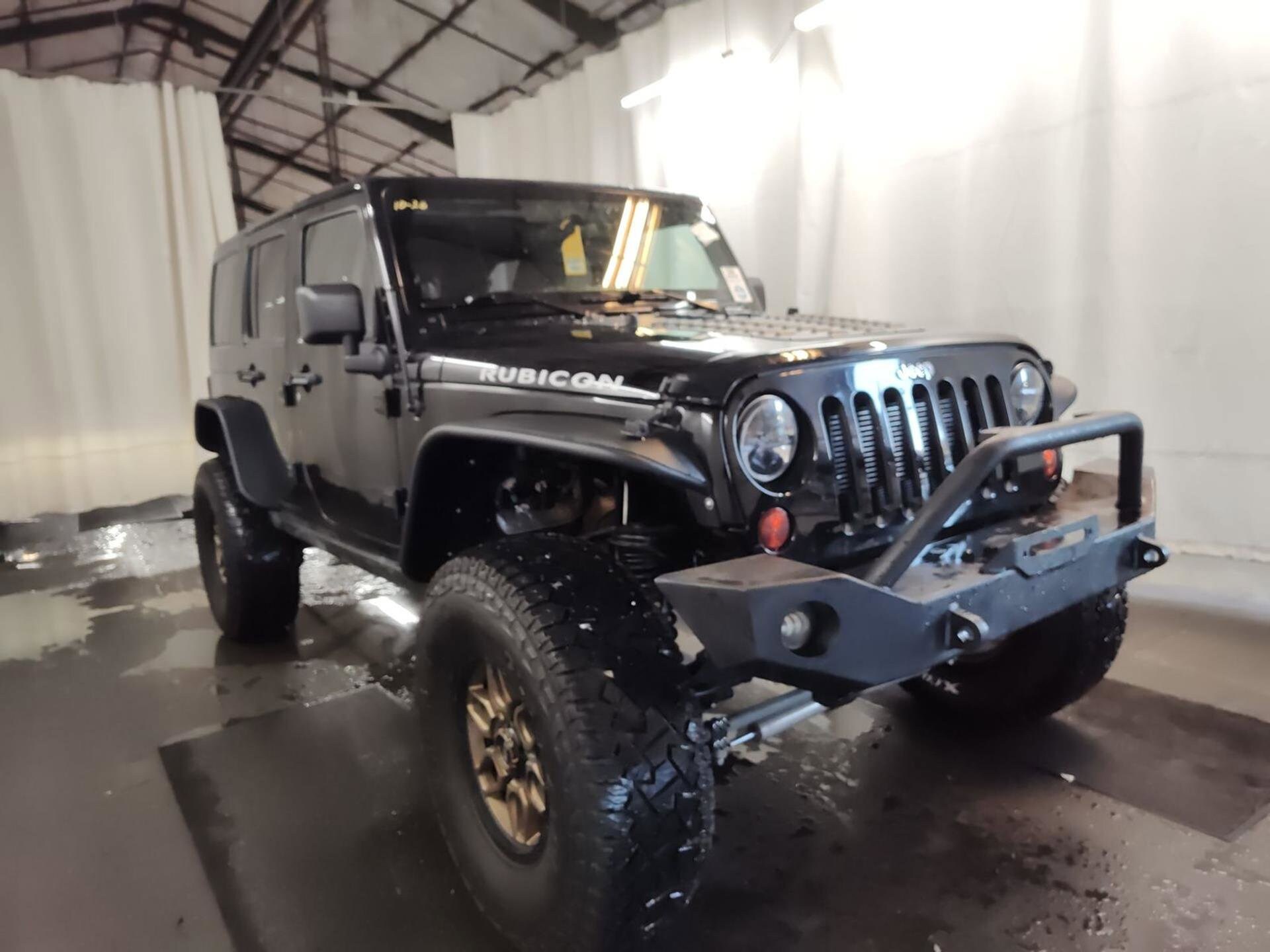 2012 Jeep Wrangler Unlimited Rubicon photo 2