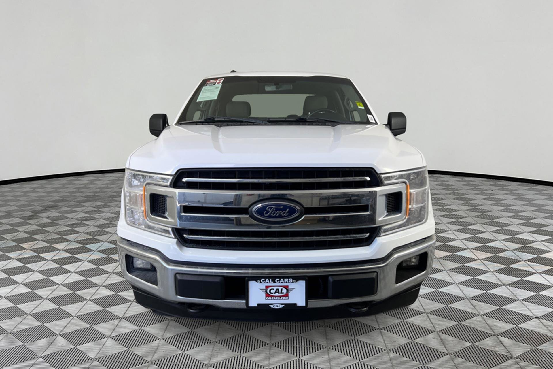 2018 Ford F-150 XLT photo 2