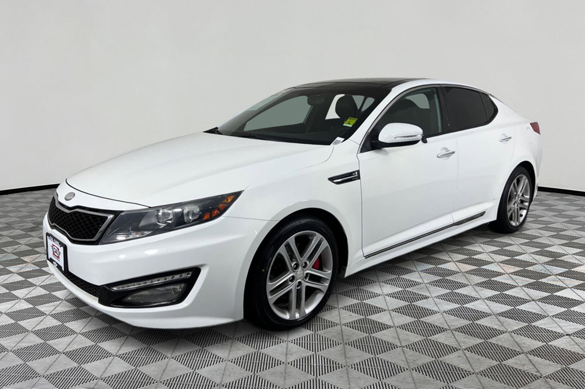 2013 Kia Optima SX's photo