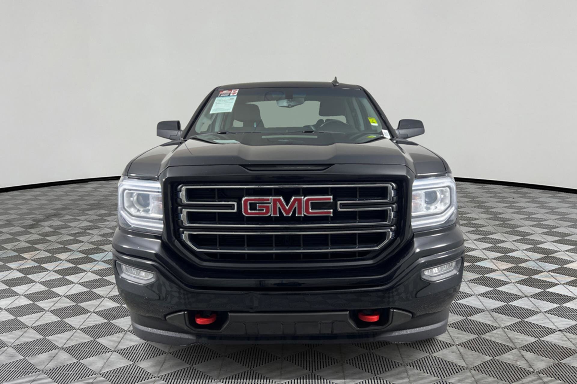 2018 Gmc Sierra 1500 SLE photo 2