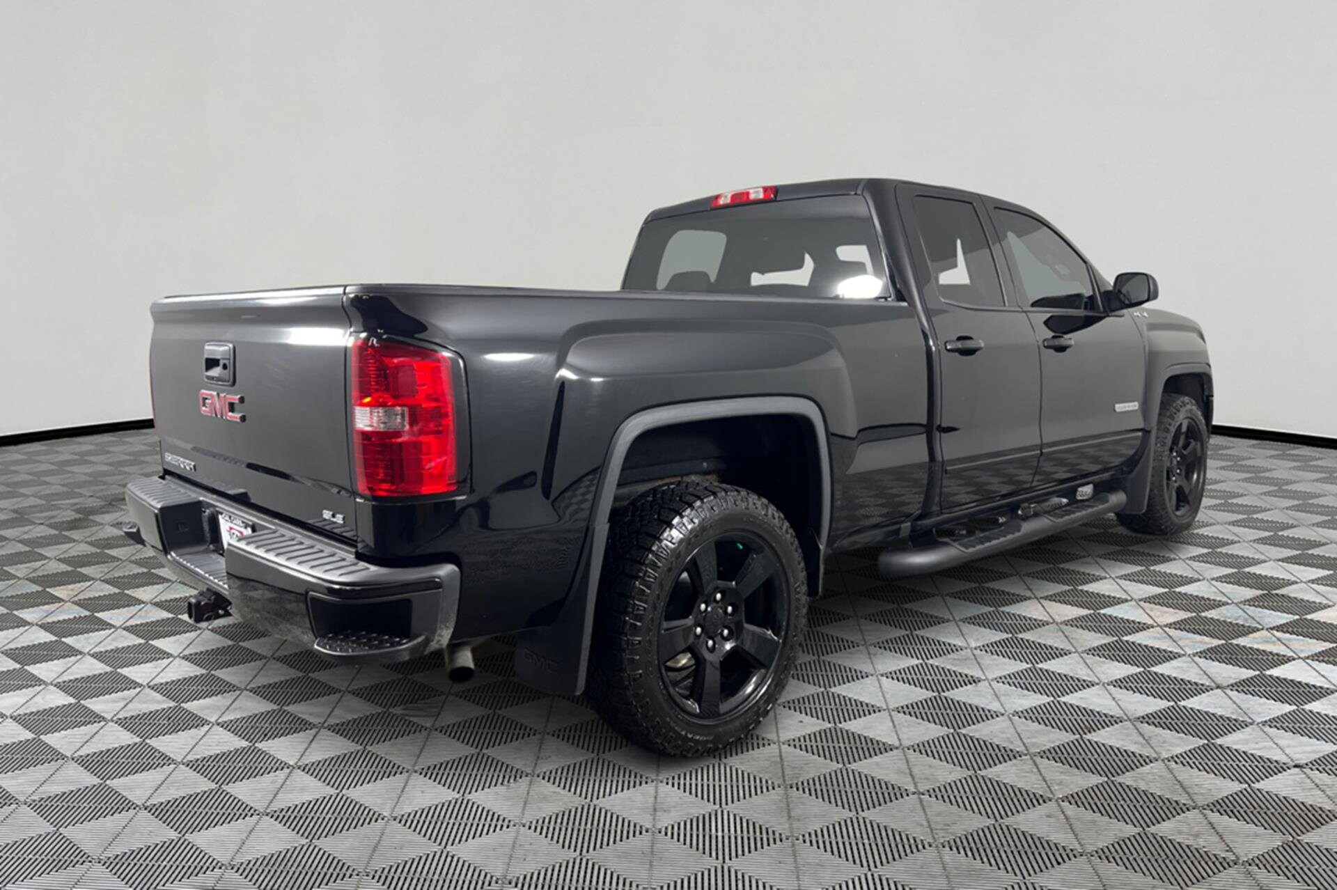2018 Gmc Sierra 1500 SLE photo 4