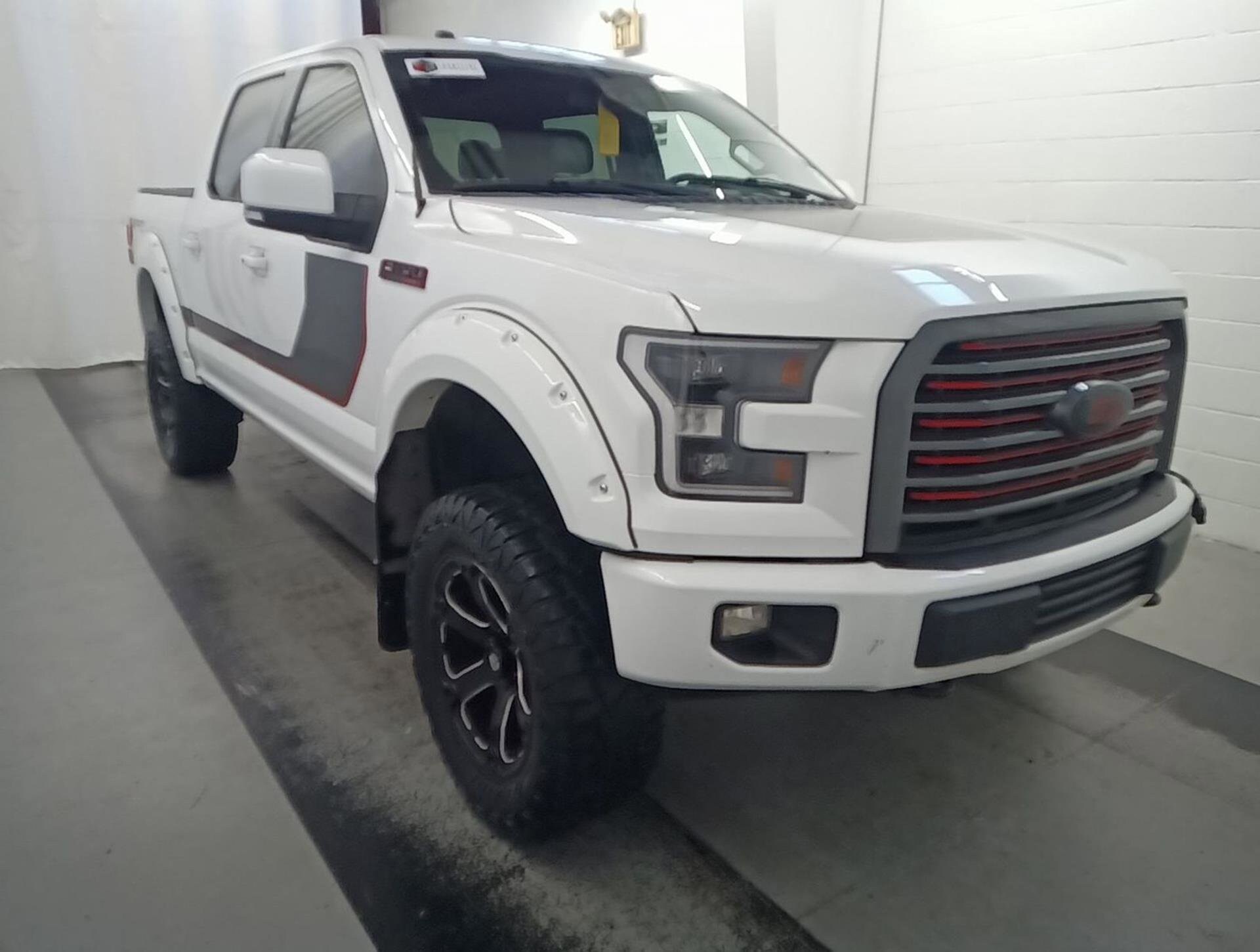 2017 Ford F-150 Lariat photo 2