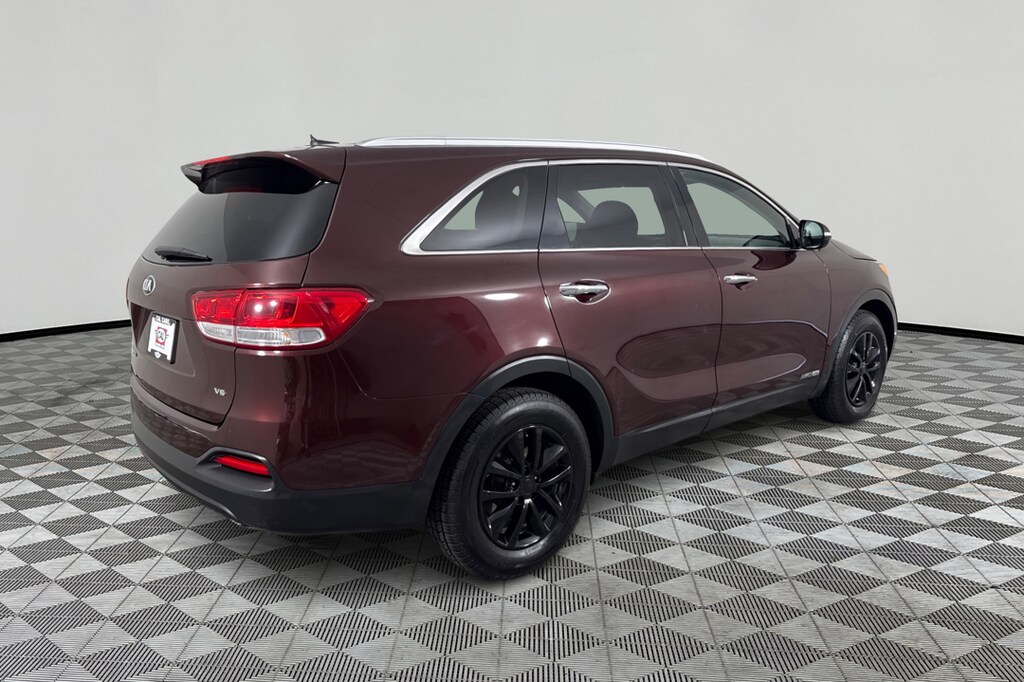 Used 2018 Kia Sorento LX V6 SUV