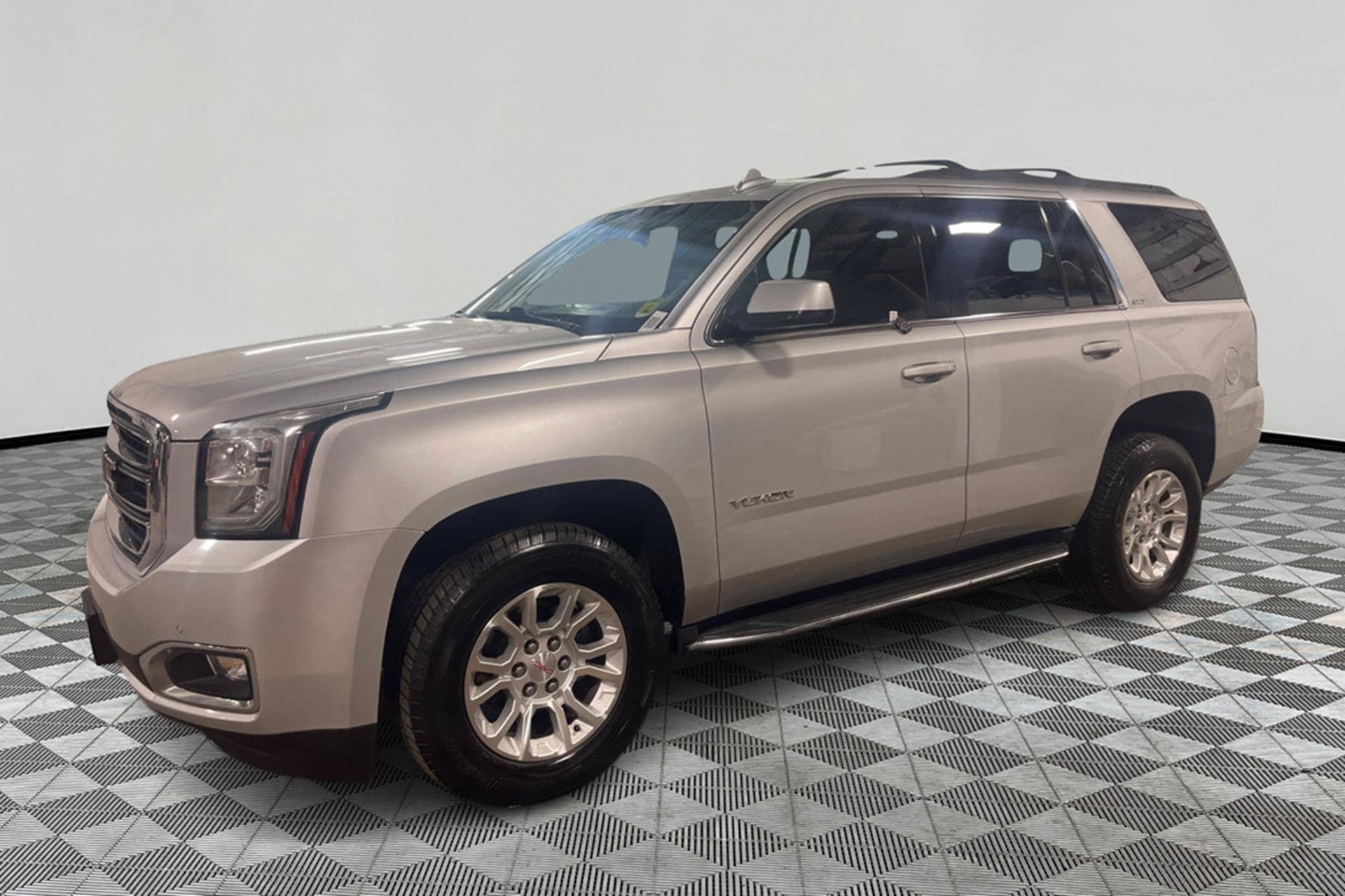 2016 GMC Yukon SLT's photo