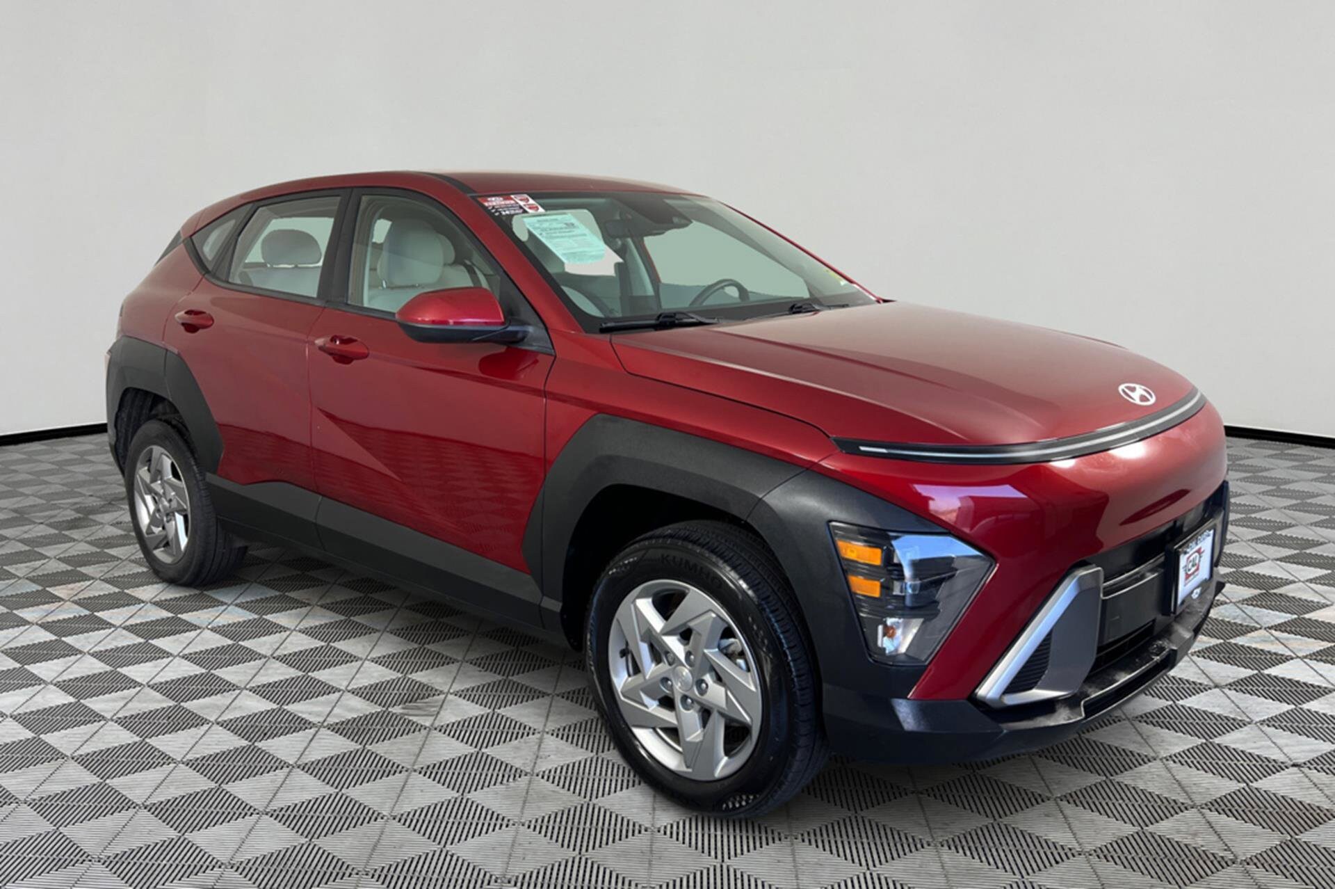 2024 Hyundai Kona SE photo 3