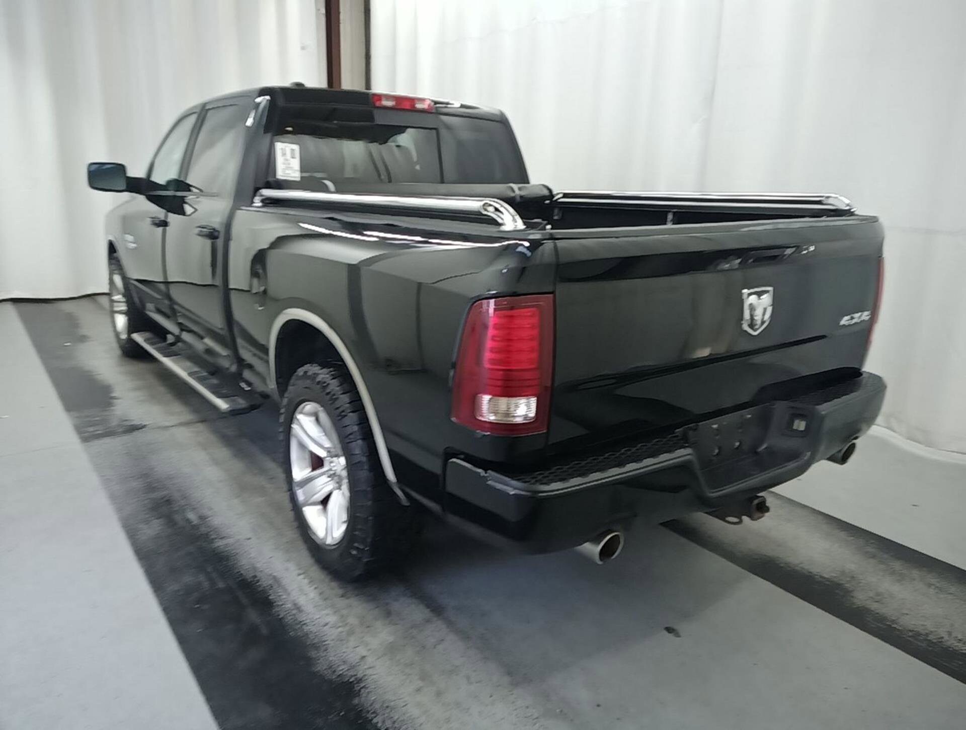 2014 Ram 1500 Sport photo 4