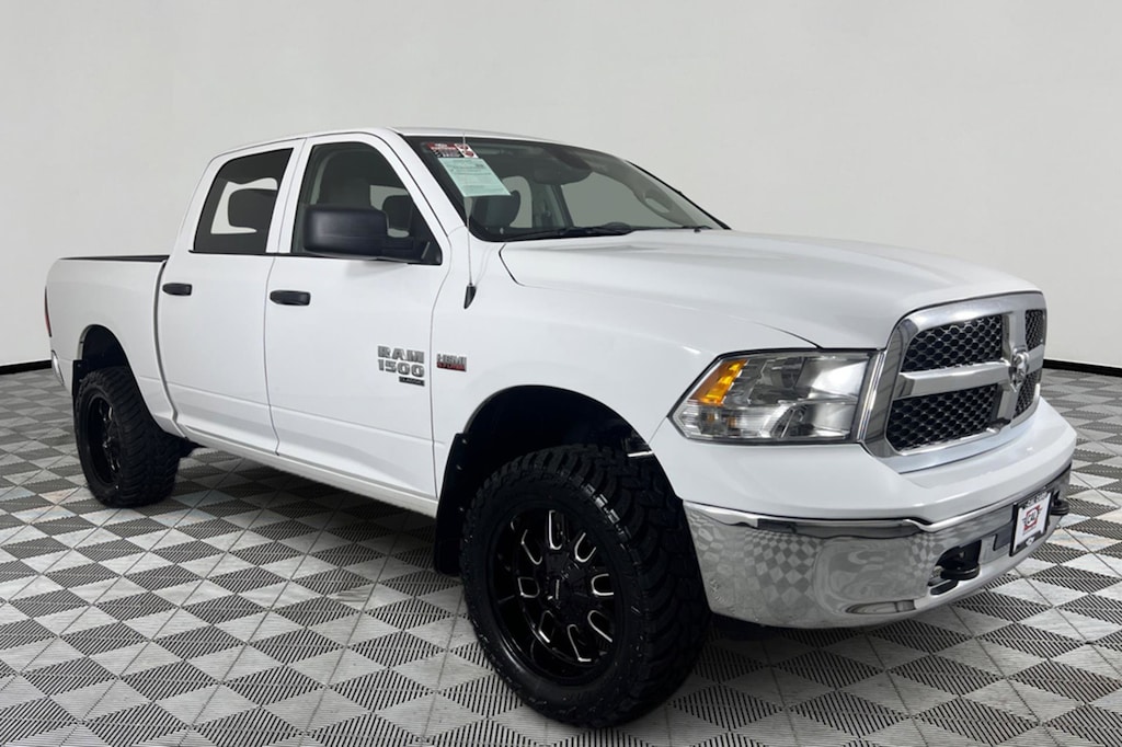 Used 2022 Ram 1500 Classic SLT Truck Crew Cab