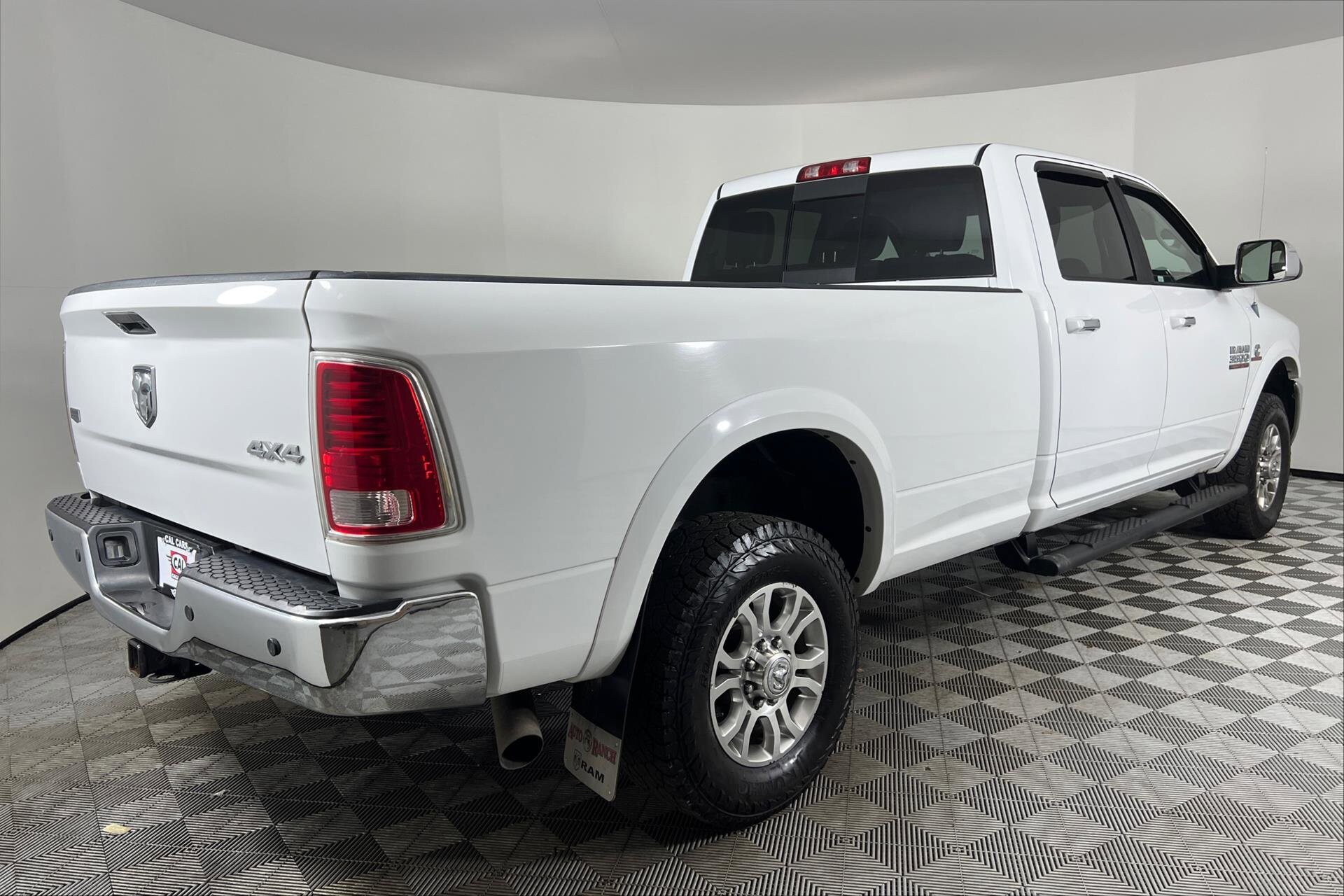 2013 Ram 3500 Laramie photo 4