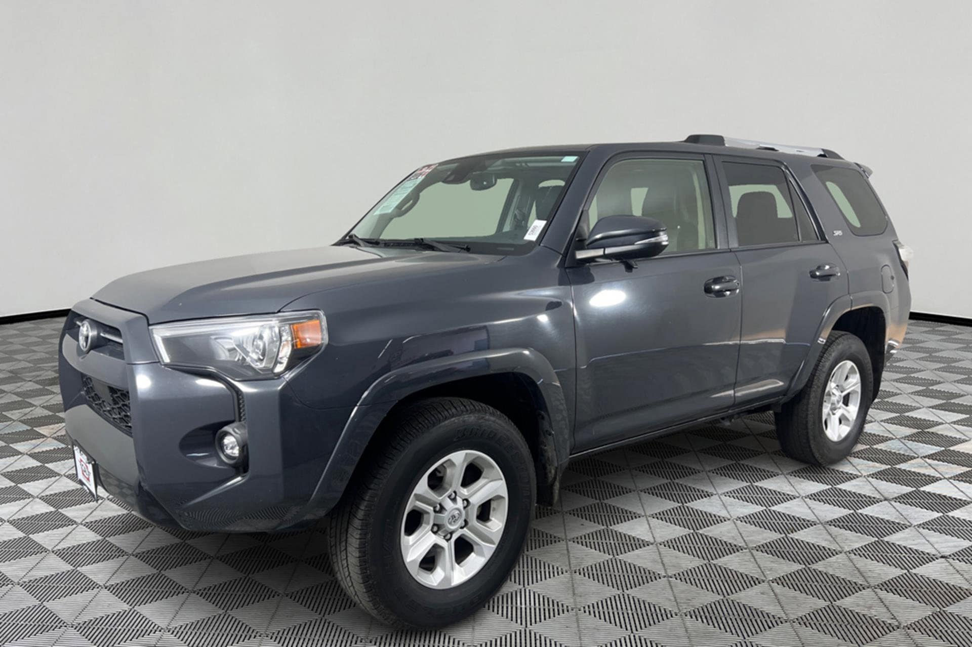2024 Toyota 4Runner SR5 Premium's photo