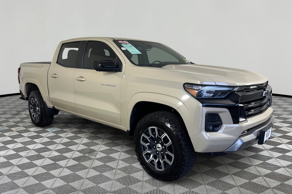 Used 2023 Chevrolet Colorado Z71 Truck Crew Cab