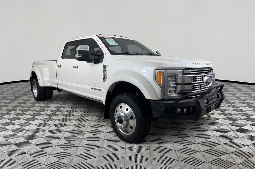 Used 2017 Ford F-450 Truck Crew Cab