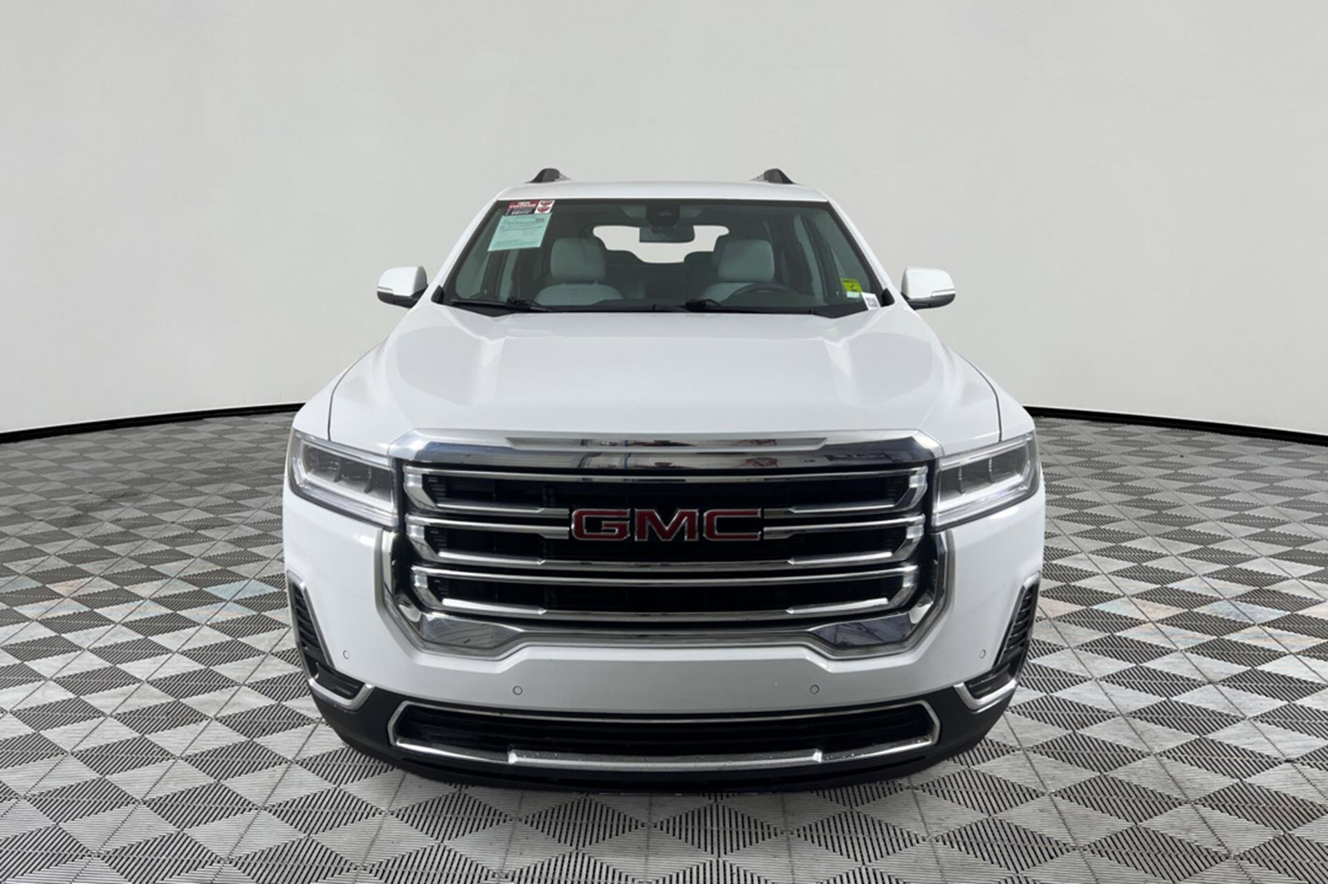 2021 Gmc Acadia SLE photo 2